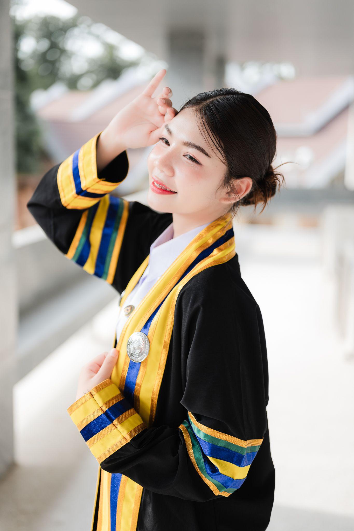 ผลงานรับปริญญา มหาวิทยาลัยราชภัฏหมู่บ้านจอมบึง โดย FeelSnap ภาพที่ 1