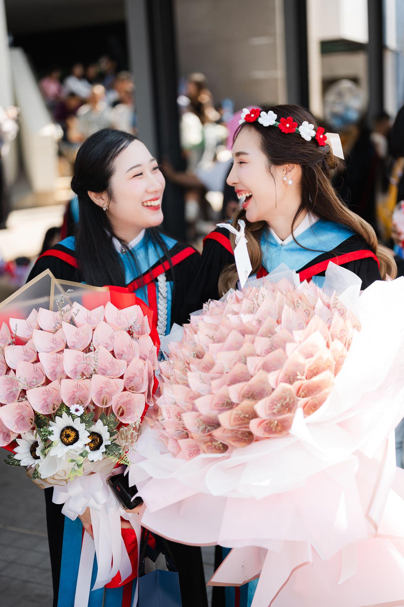 ผลงานรับปริญญา มหาวิทยาลัยหอการค้าไทย โดย FeelSnap ภาพที่ 8