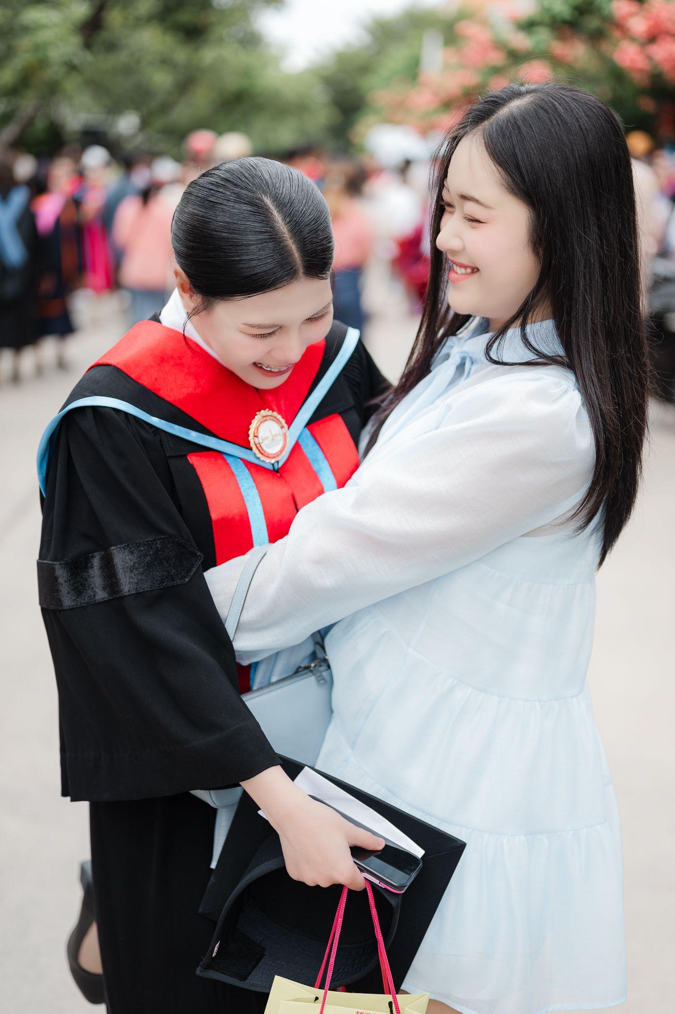 ผลงานรับปริญญา มหาวิทยาลัยกรุงเทพธนบุรี โดย FeelSnap ภาพที่ 3