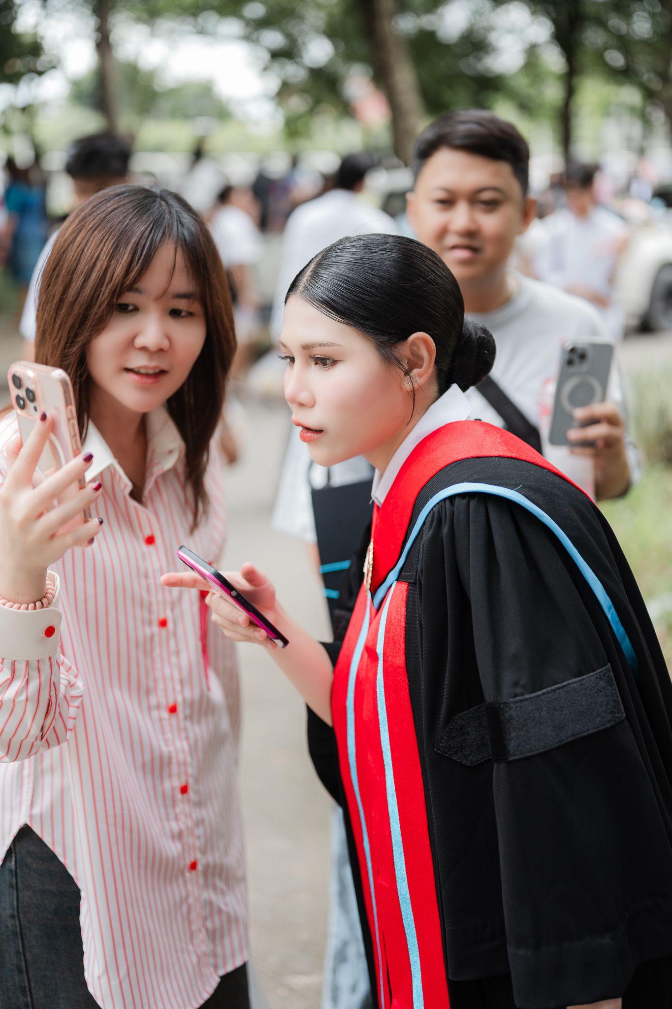 ผลงานรับปริญญา มหาวิทยาลัยกรุงเทพธนบุรี โดย FeelSnap ภาพที่ 5
