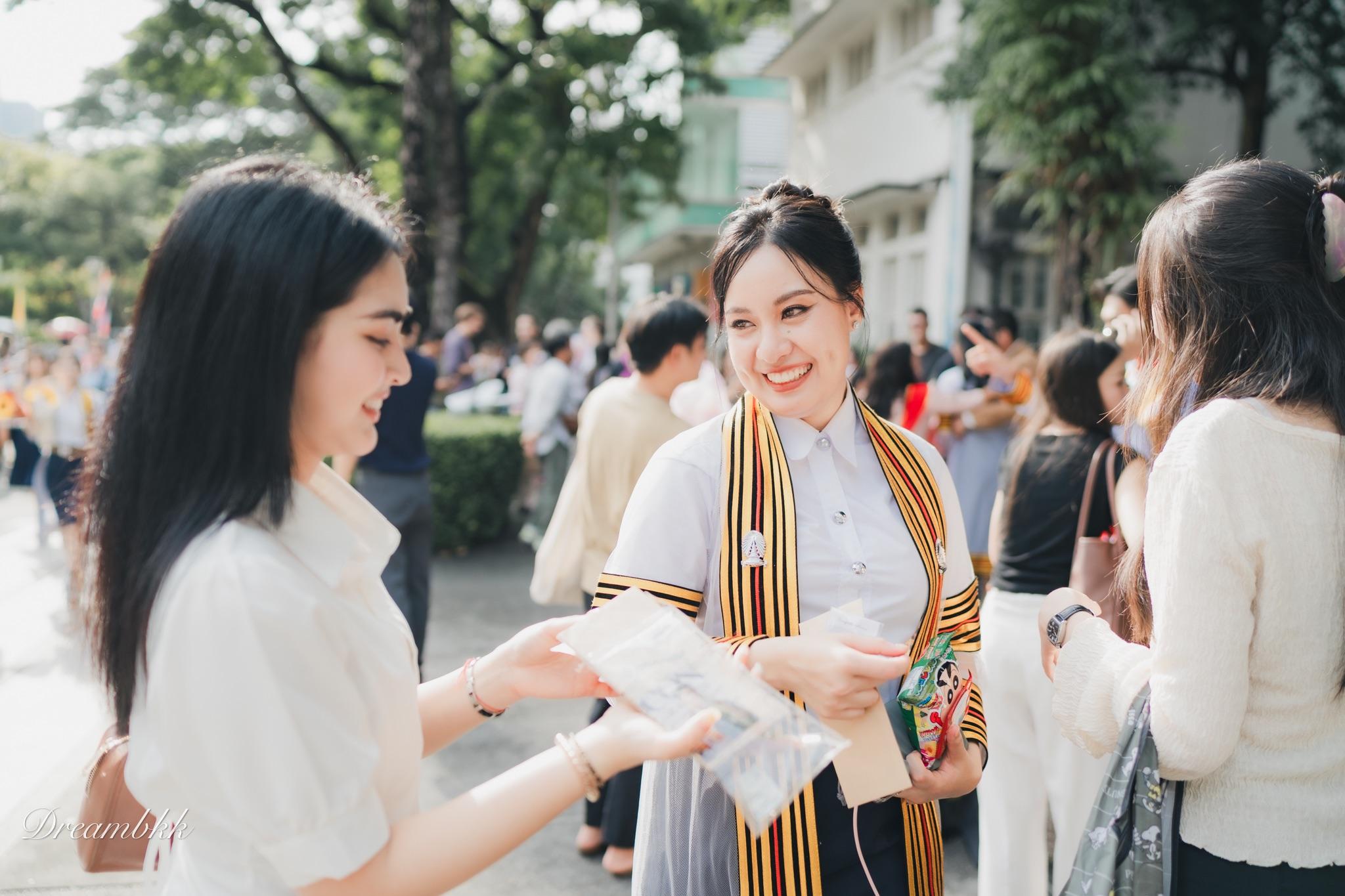 ผลงานรับปริญญา จุฬาลงกรณ์มหาวิทยาลัย โดย Dreambkk_th🎞️ ภาพที่ 5