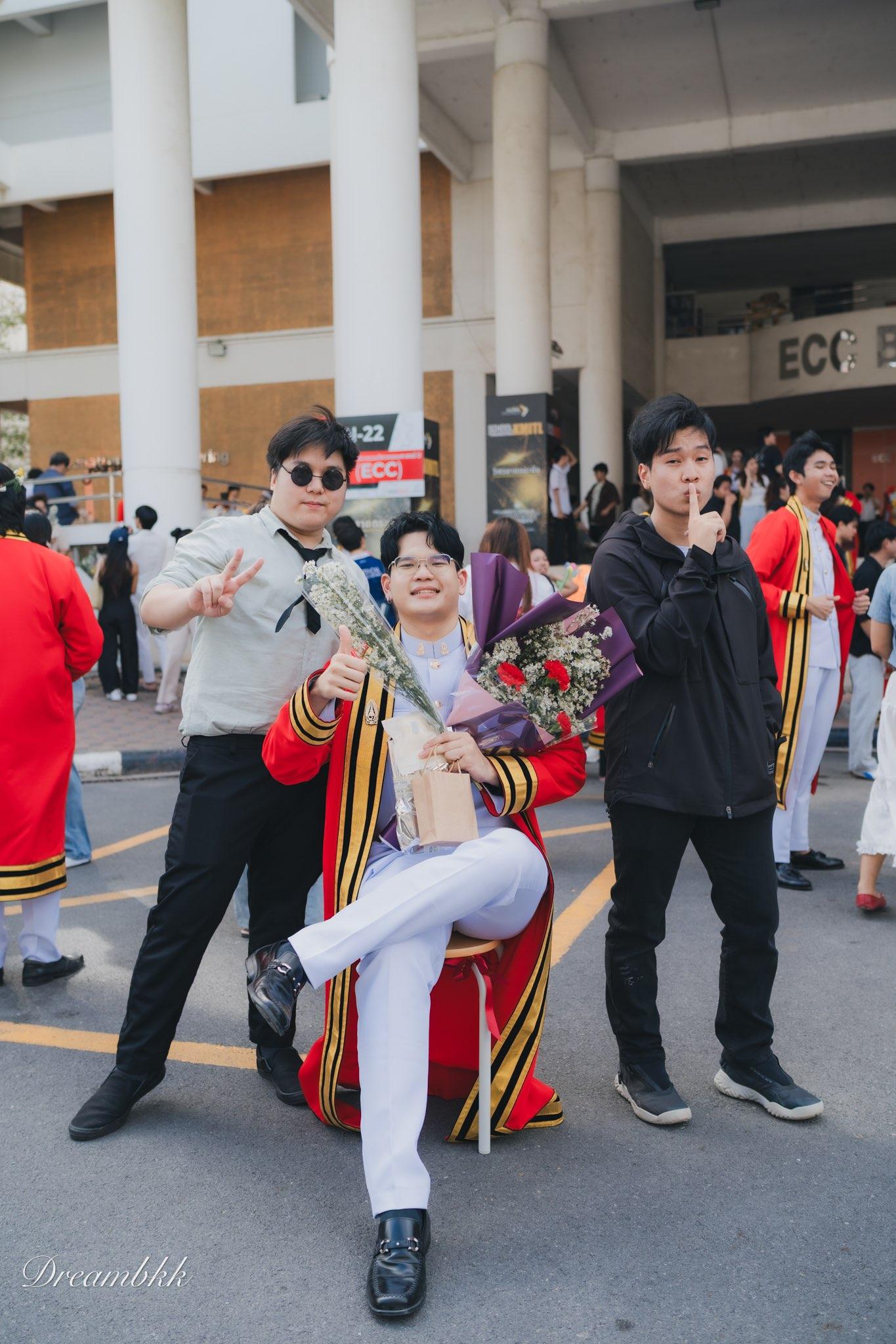 ผลงานรับปริญญา สถาบันเทคโนโลยีพระจอมเกล้าเจ้าคุณทหารลาดกระบัง โดย Dreambkk_th🎞️ ภาพที่ 11