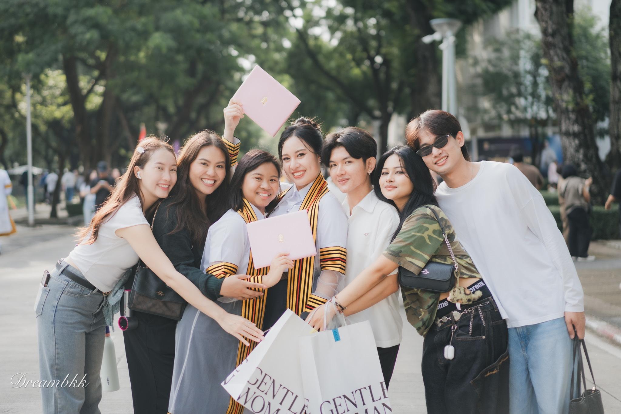 ผลงานรับปริญญา จุฬาลงกรณ์มหาวิทยาลัย โดย Dreambkk_th🎞️ ภาพที่ 4