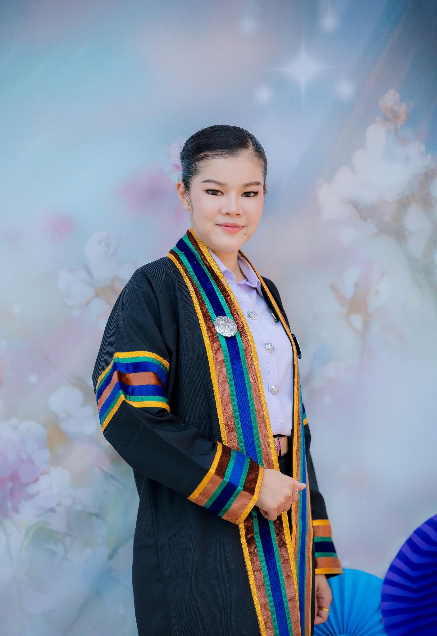 ผลงานรับปริญญา มหาวิทยาลัยราชภัฏอุตรดิตถ์ โดย Thaweephan Bunthawee ภาพที่ 1
