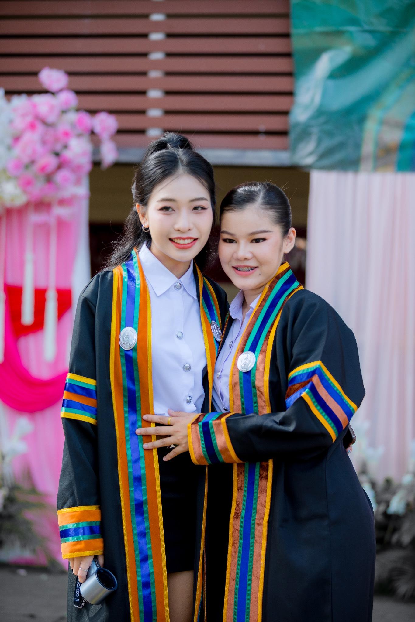 ผลงานรับปริญญา มหาวิทยาลัยราชภัฏอุตรดิตถ์ โดย Thaweephan Bunthawee ภาพที่ 5