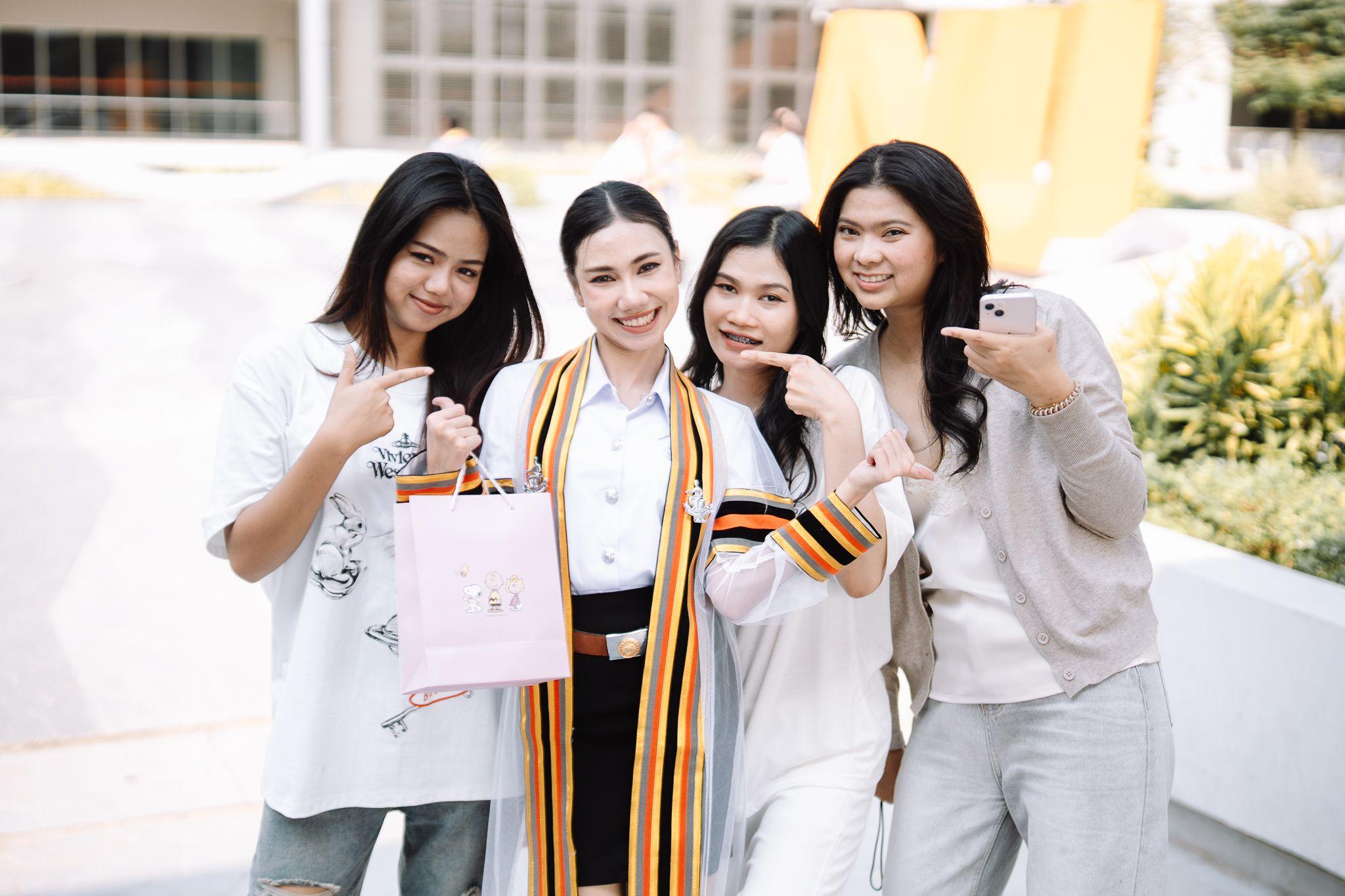 ผลงานรับปริญญา มหาวิทยาลัยนเรศวร โดย Giggphoto ภาพที่ 6