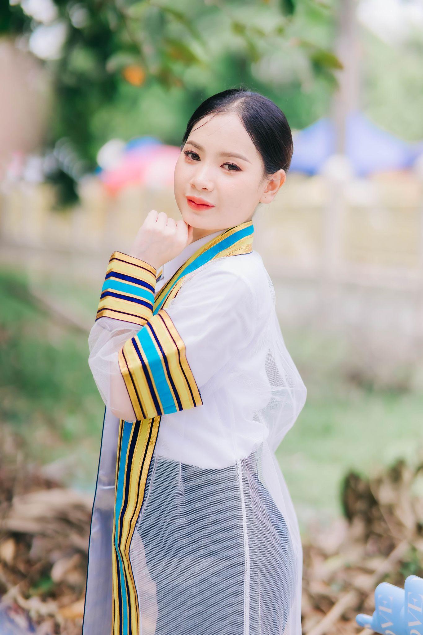 ผลงานรับปริญญา โดย ลุงหมูโฟโต้ ภาพที่ 4