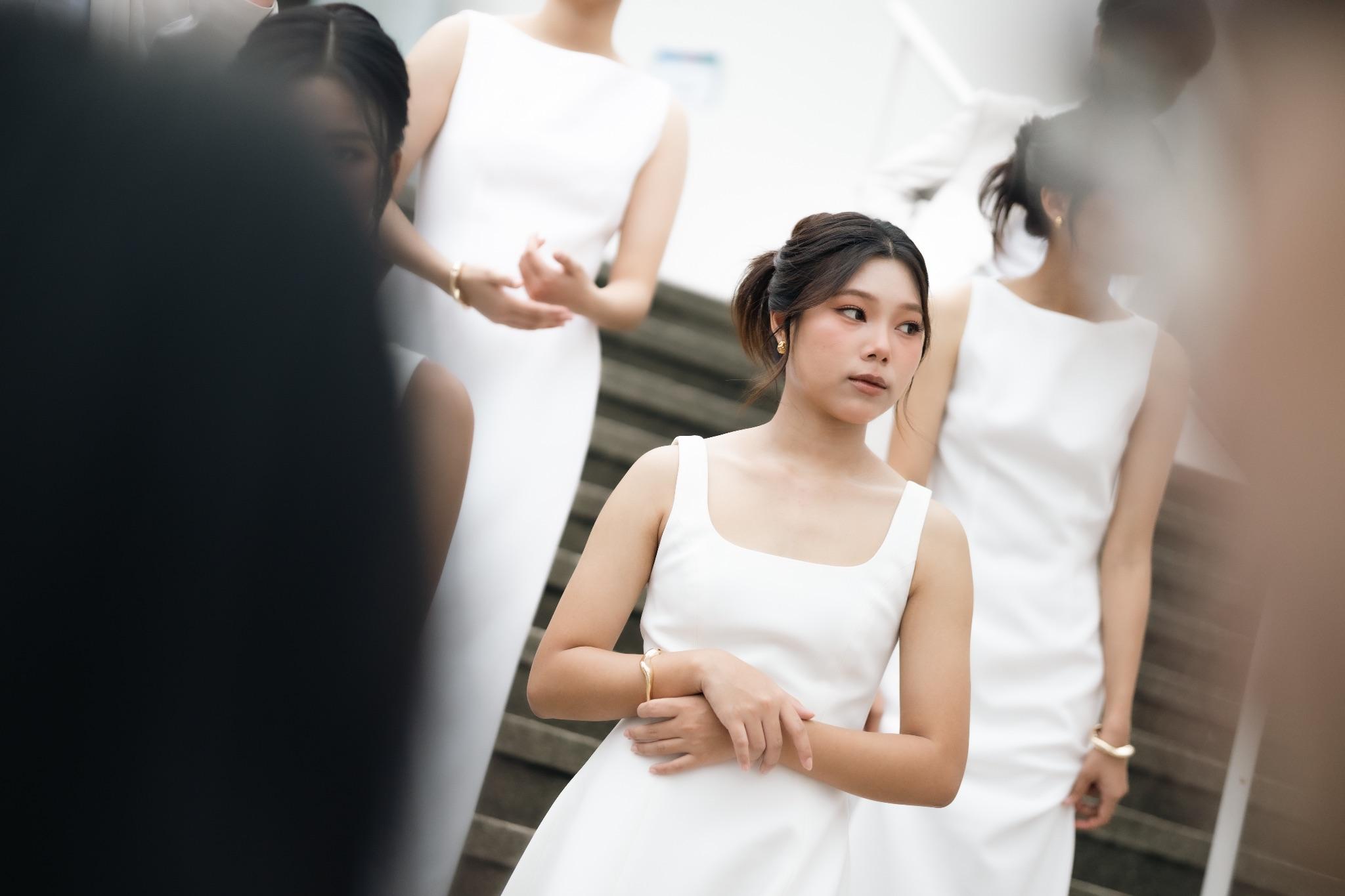 ผลงานรับปริญญา มหาวิทยาลัยธรรมศาสตร์ โดย Palmsor ภาพที่ 9