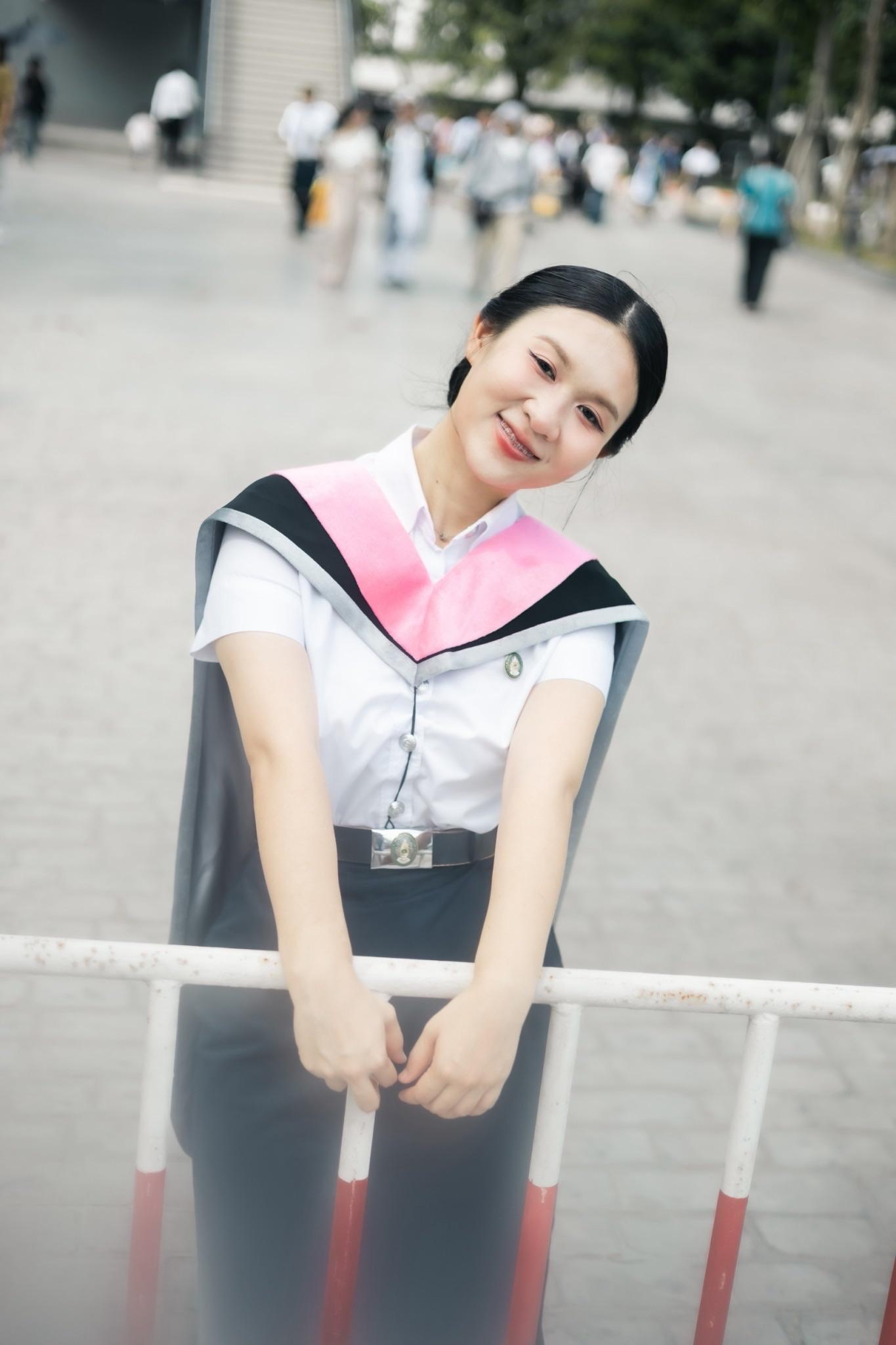 ผลงานรับปริญญา มหาวิทยาลัยราชภัฏนครปฐม โดย Palmsor ภาพที่ 11