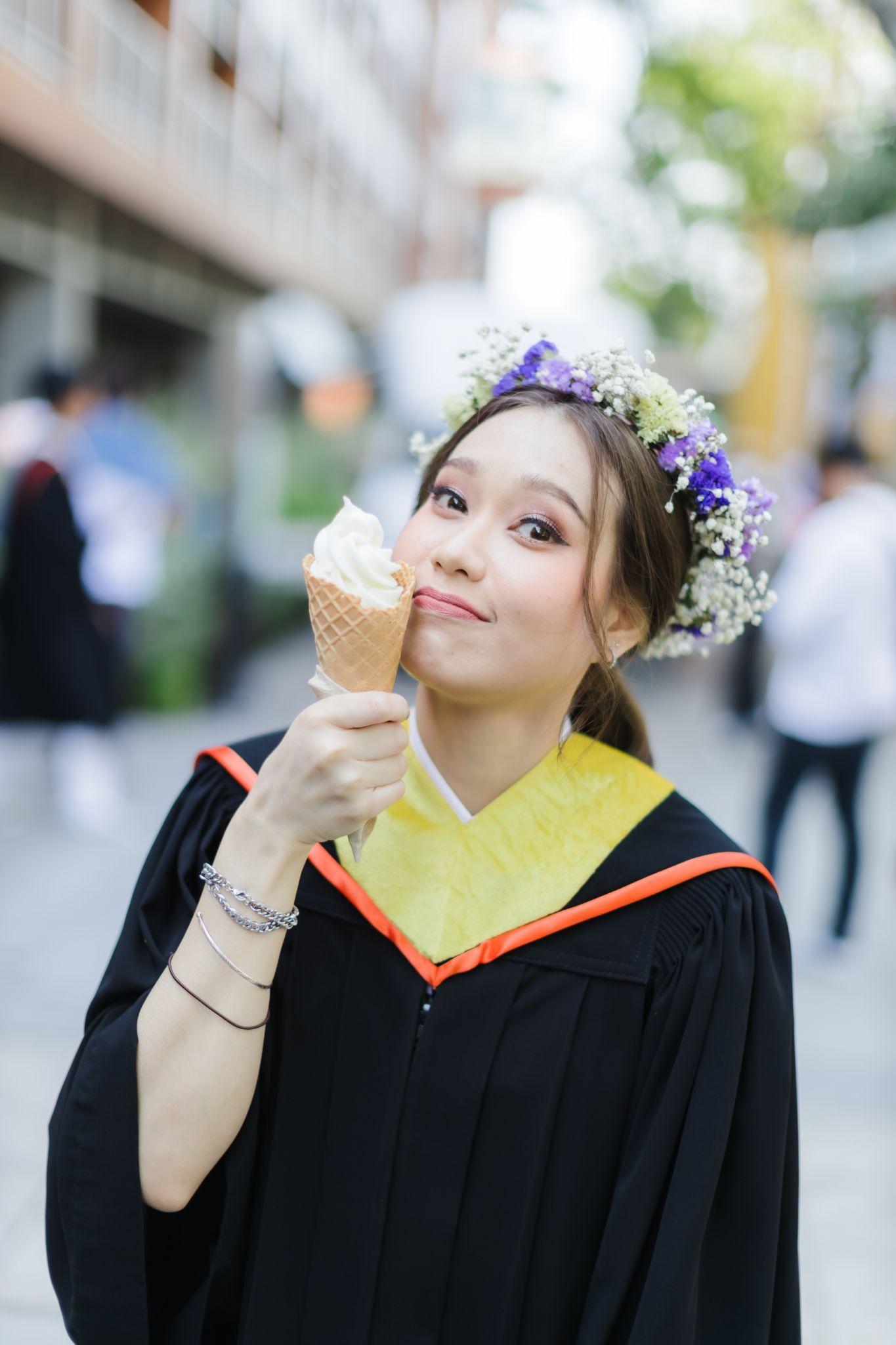 ผลงานรับปริญญา มหาวิทยาลัยกรุงเทพ โดย Palmsor ภาพที่ 6