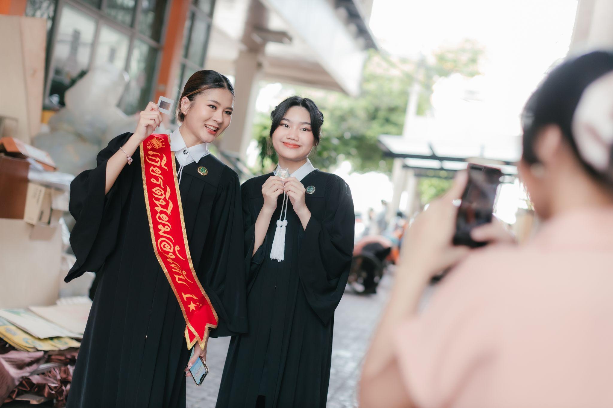 ผลงานรับปริญญา มหาวิทยาลัยเกษตรศาสตร์ โดย Palmsor ภาพที่ 18