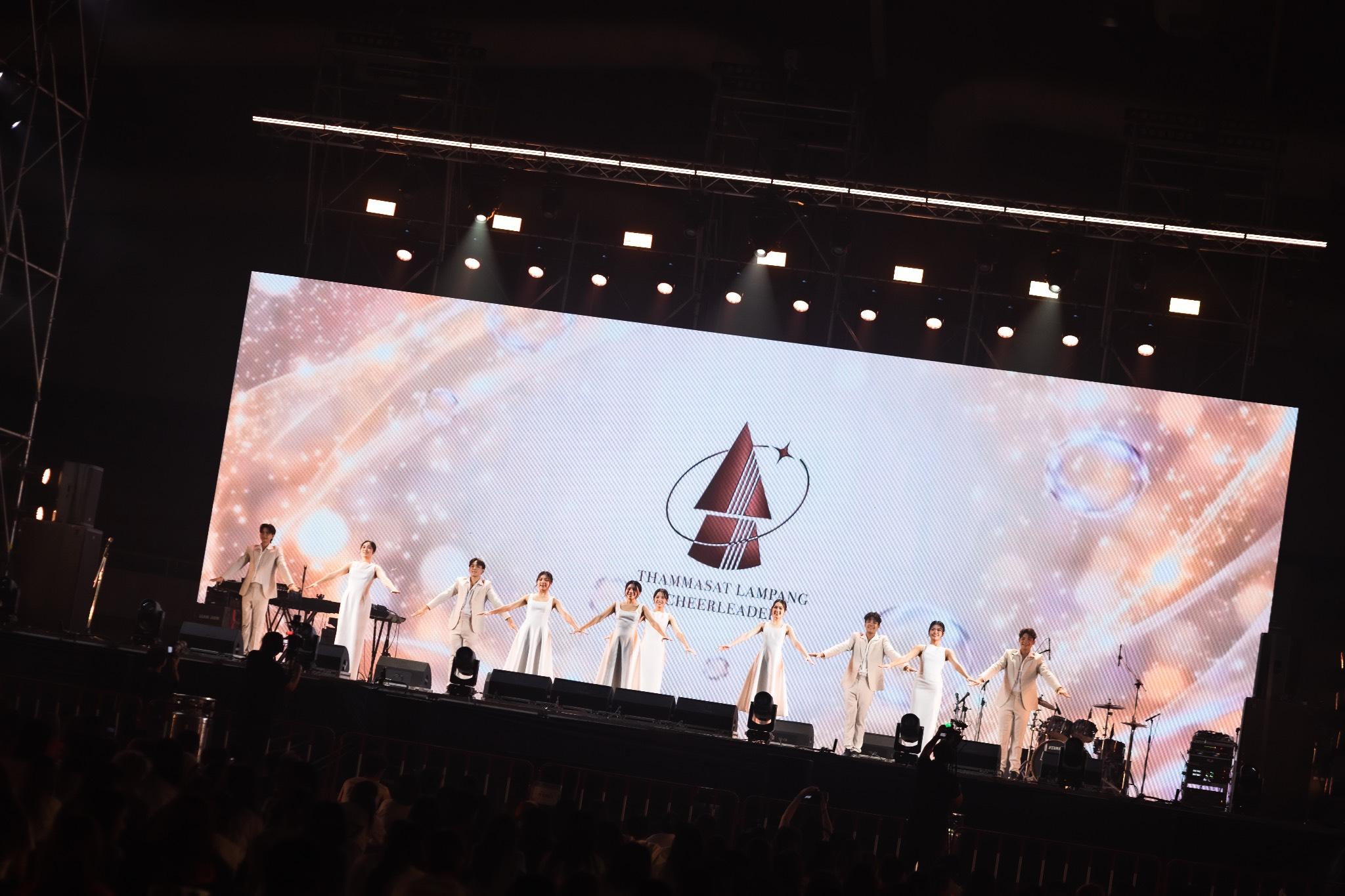 ผลงานรับปริญญา มหาวิทยาลัยธรรมศาสตร์ โดย Palmsor ภาพที่ 17