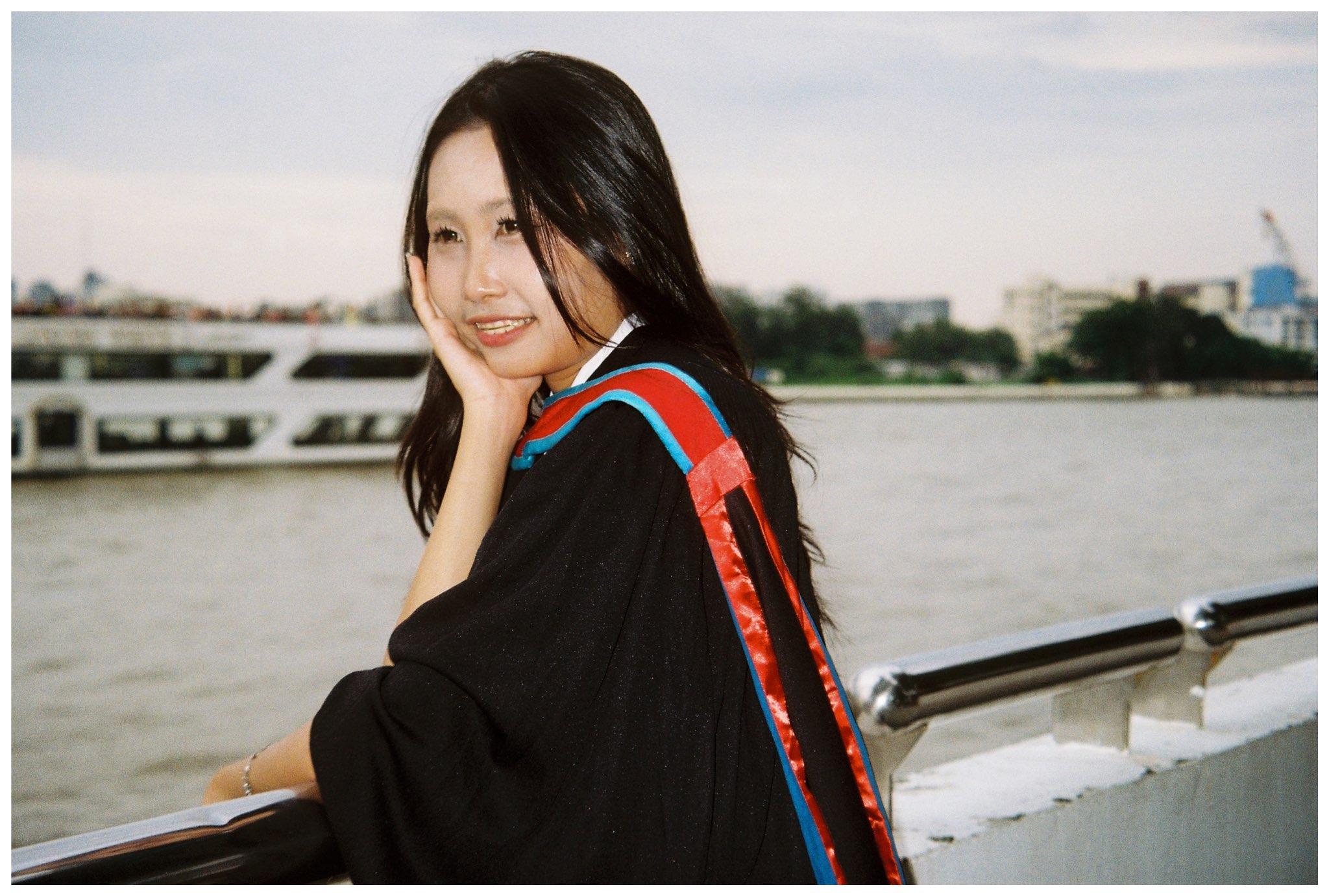 ผลงานรับปริญญา มหาวิทยาลัยสงขลานครินทร์ โดย Justpeoplethewrongcall ภาพที่ 15