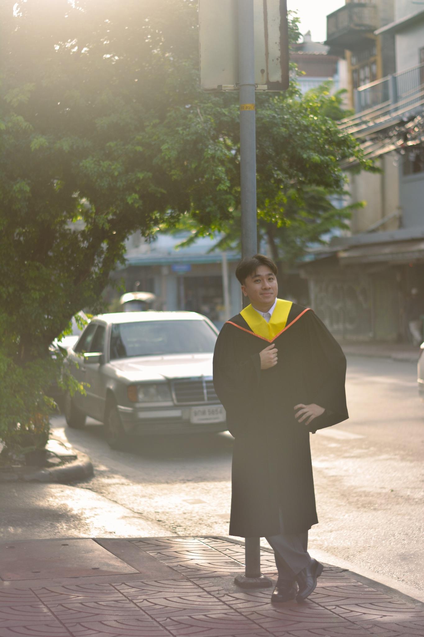 ผลงานรับปริญญา มหาวิทยาลัยกรุงเทพ โดย Justpeoplethewrongcall ภาพที่ 18