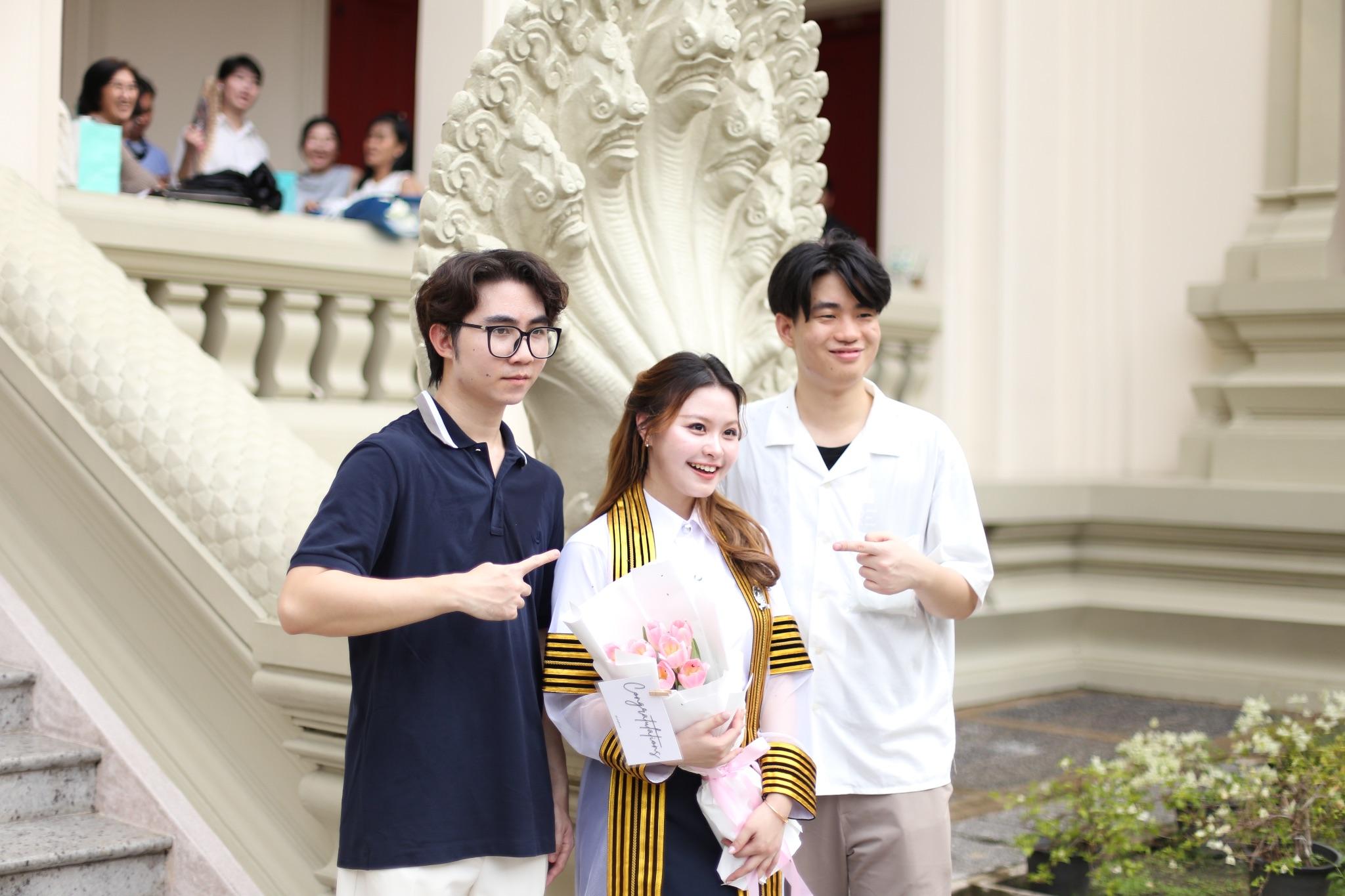 ผลงานรับปริญญา จุฬาลงกรณ์มหาวิทยาลัย โดย Pharymx.photo ภาพที่ 11