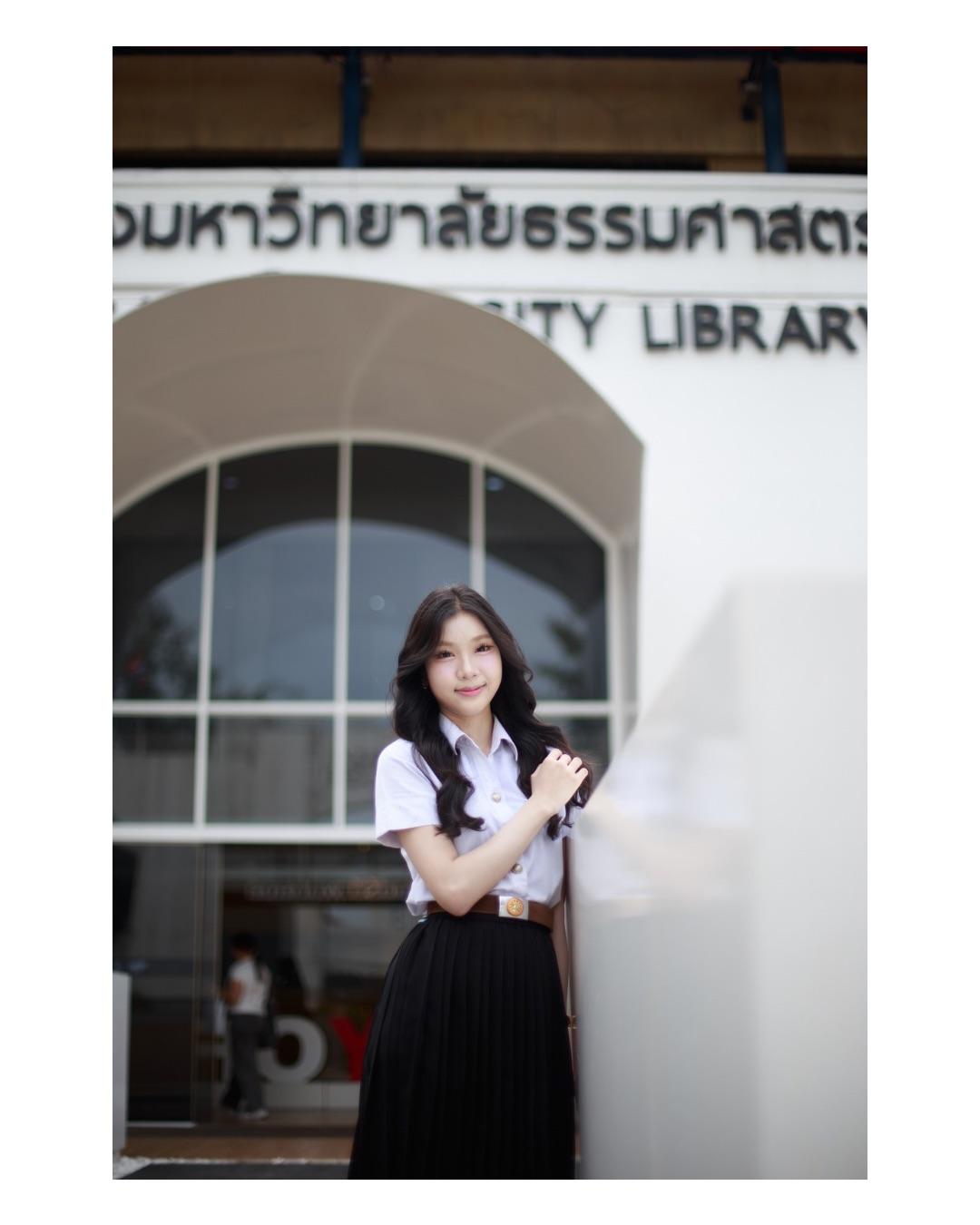 ผลงานรับปริญญา มหาวิทยาลัยธรรมศาสตร์ โดย Pharymx.photo ภาพที่ 1