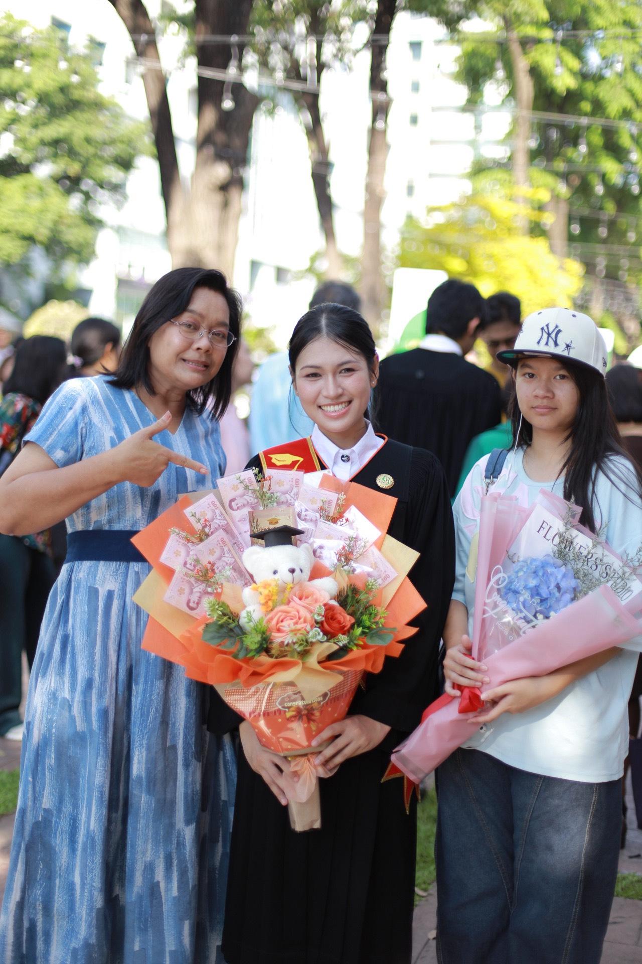 ผลงานรับปริญญา มหาวิทยาลัยเกษตรศาสตร์ โดย Pharymx.photo ภาพที่ 5