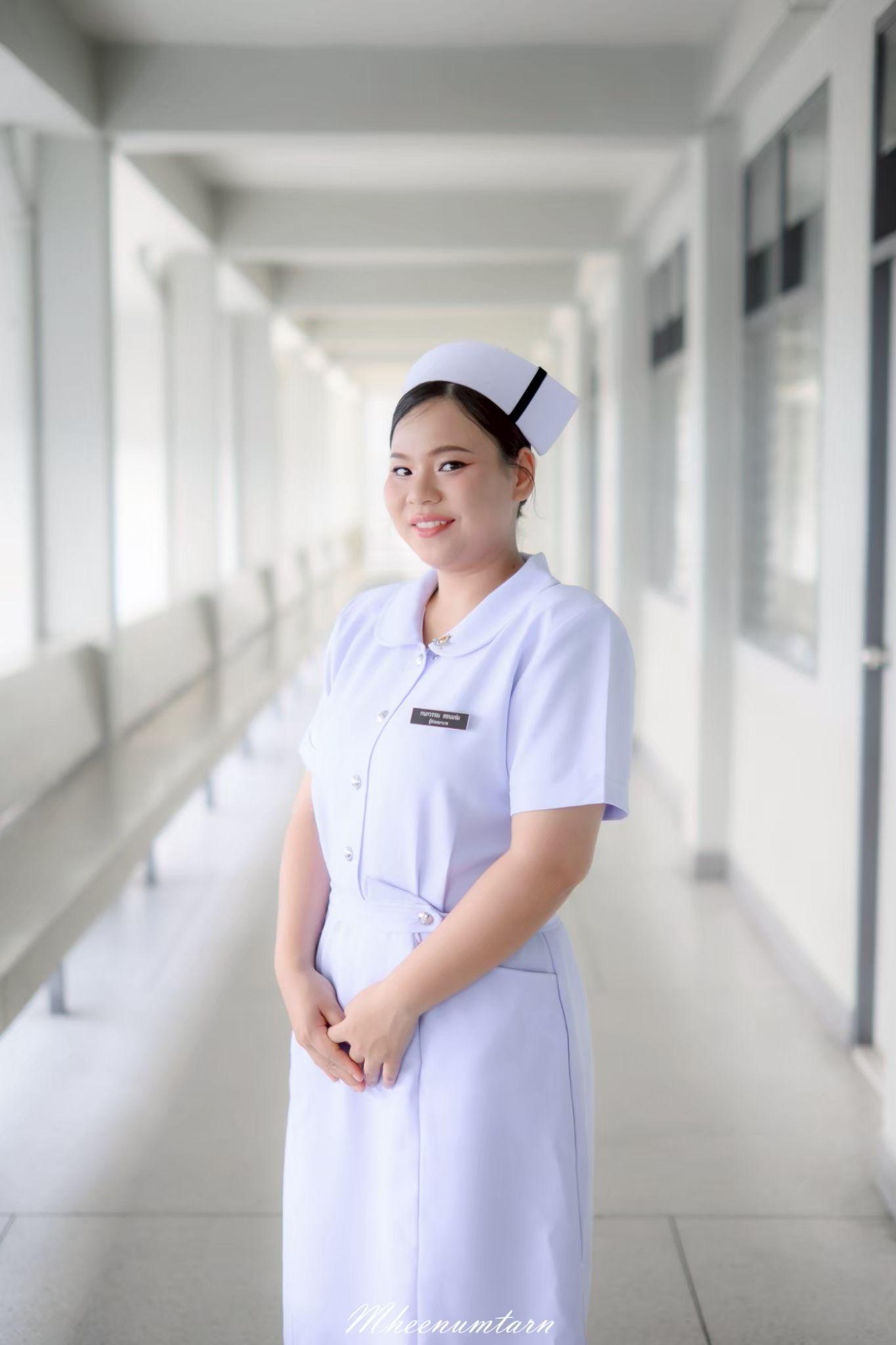 ผลงานรับปริญญา วิทยาลัยพยาบาลบรมราชชนนี โดย หมีน้ำตาล ภาพที่ 2