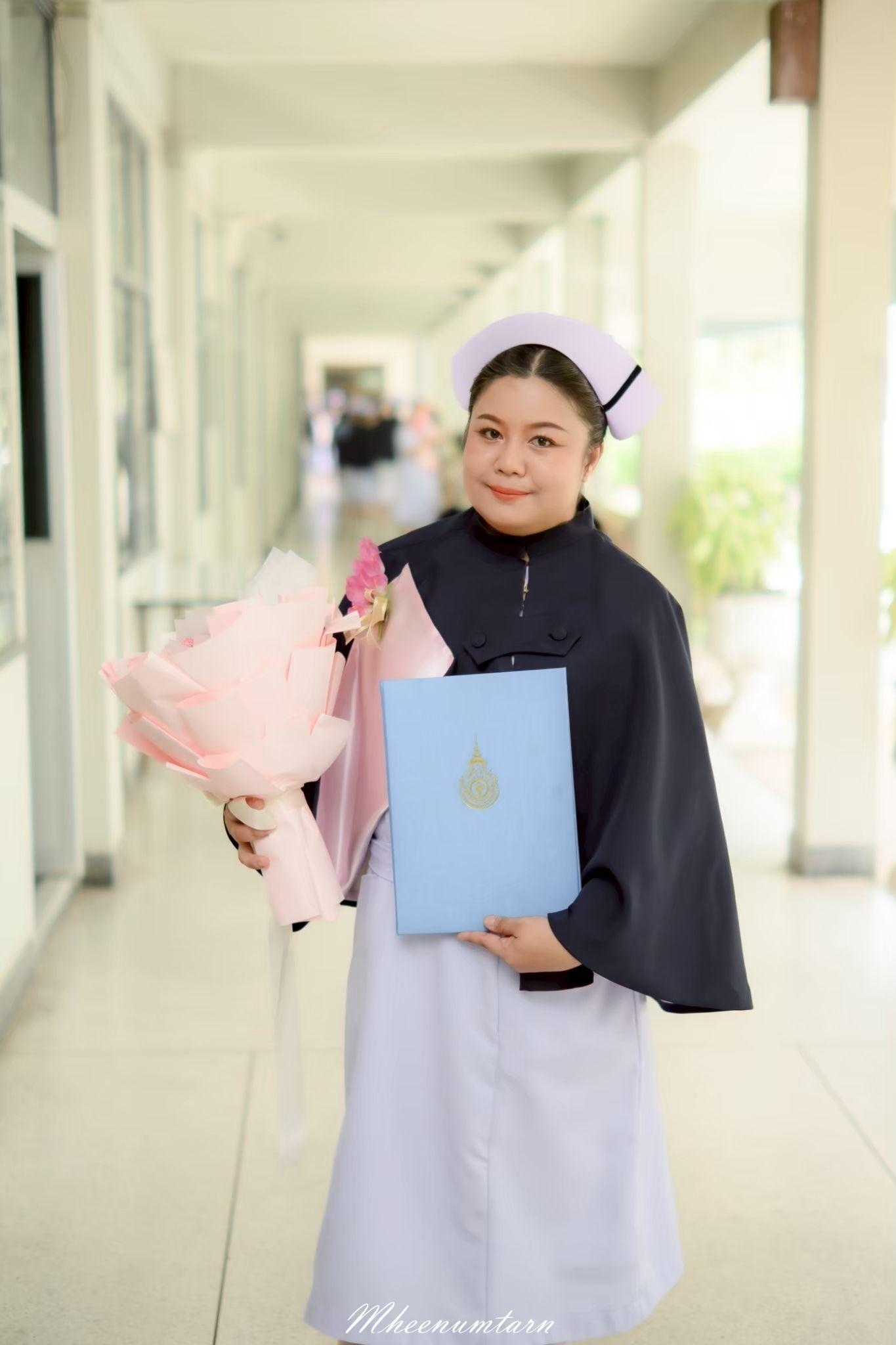 ผลงานรับปริญญา วิทยาลัยพยาบาลบรมราชชนนี โดย หมีน้ำตาล ภาพที่ 7