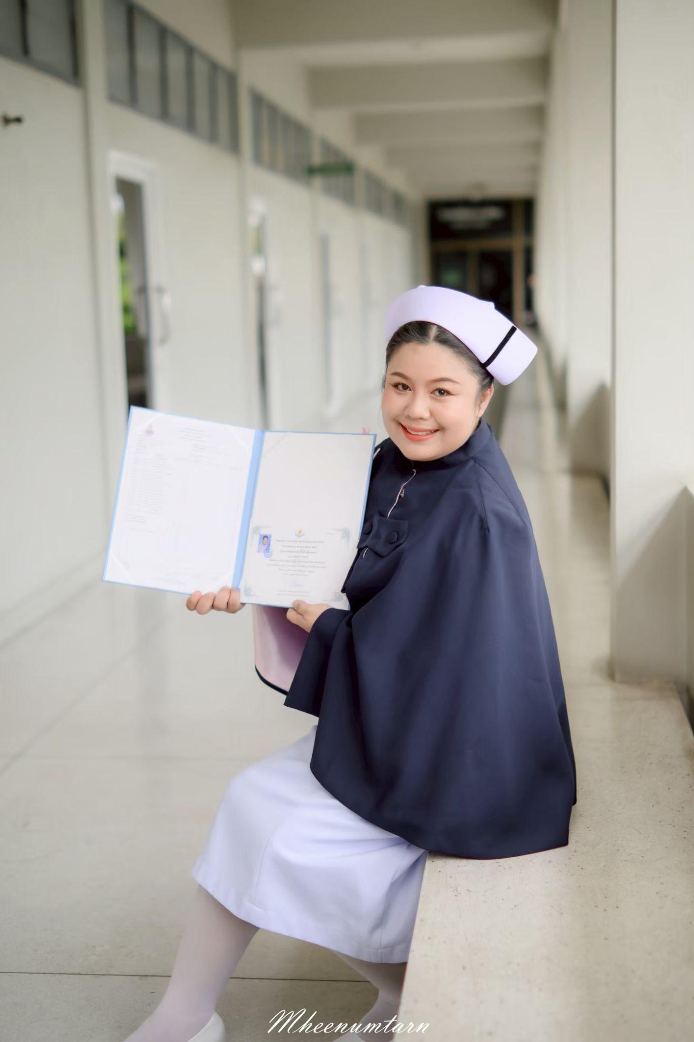 ผลงานรับปริญญา วิทยาลัยพยาบาลบรมราชชนนี โดย หมีน้ำตาล ภาพที่ 5