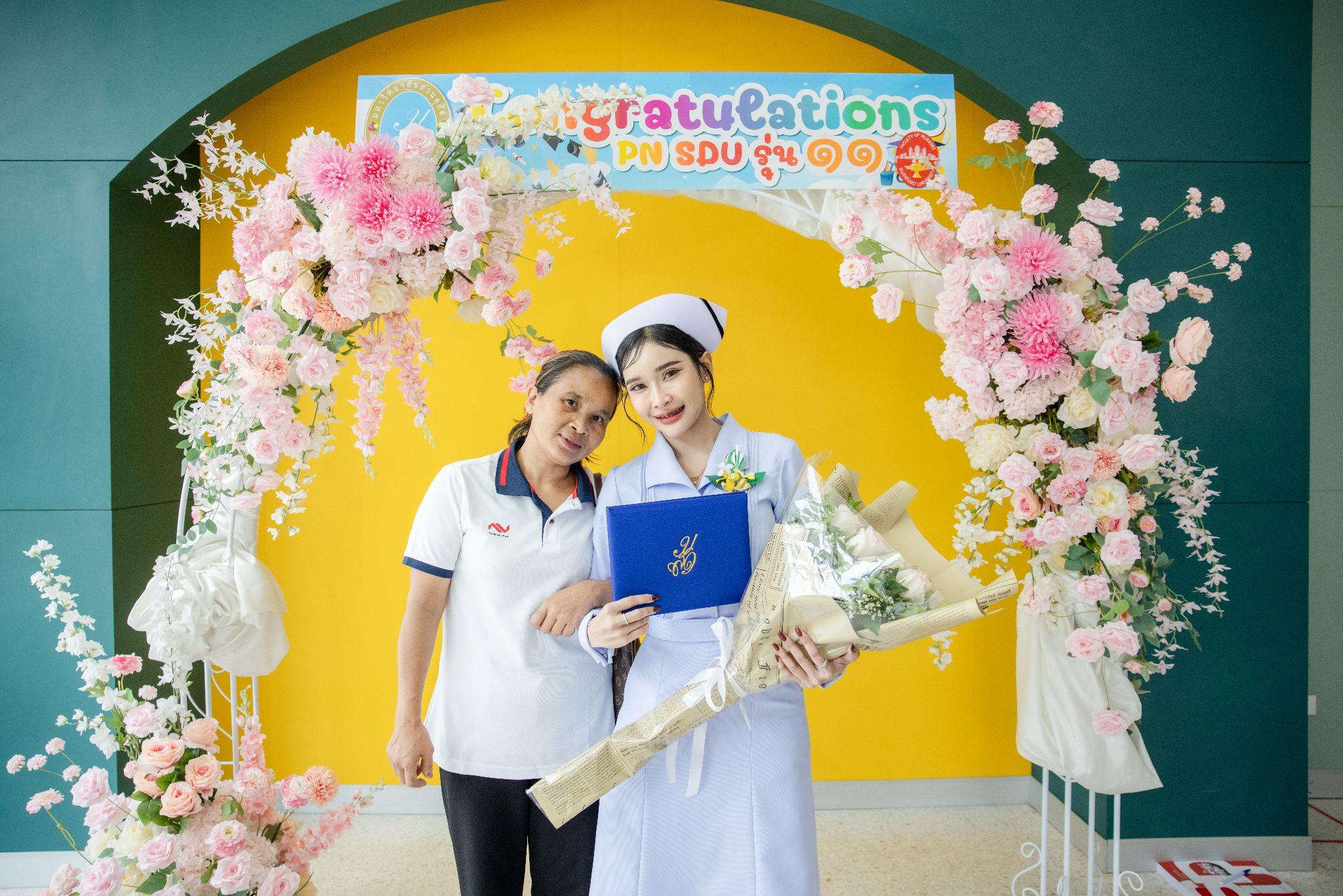 ผลงานรับปริญญา มหาวิทยาลัยสวนดุสิต โดย Jit Nakrungsu ภาพที่ 15