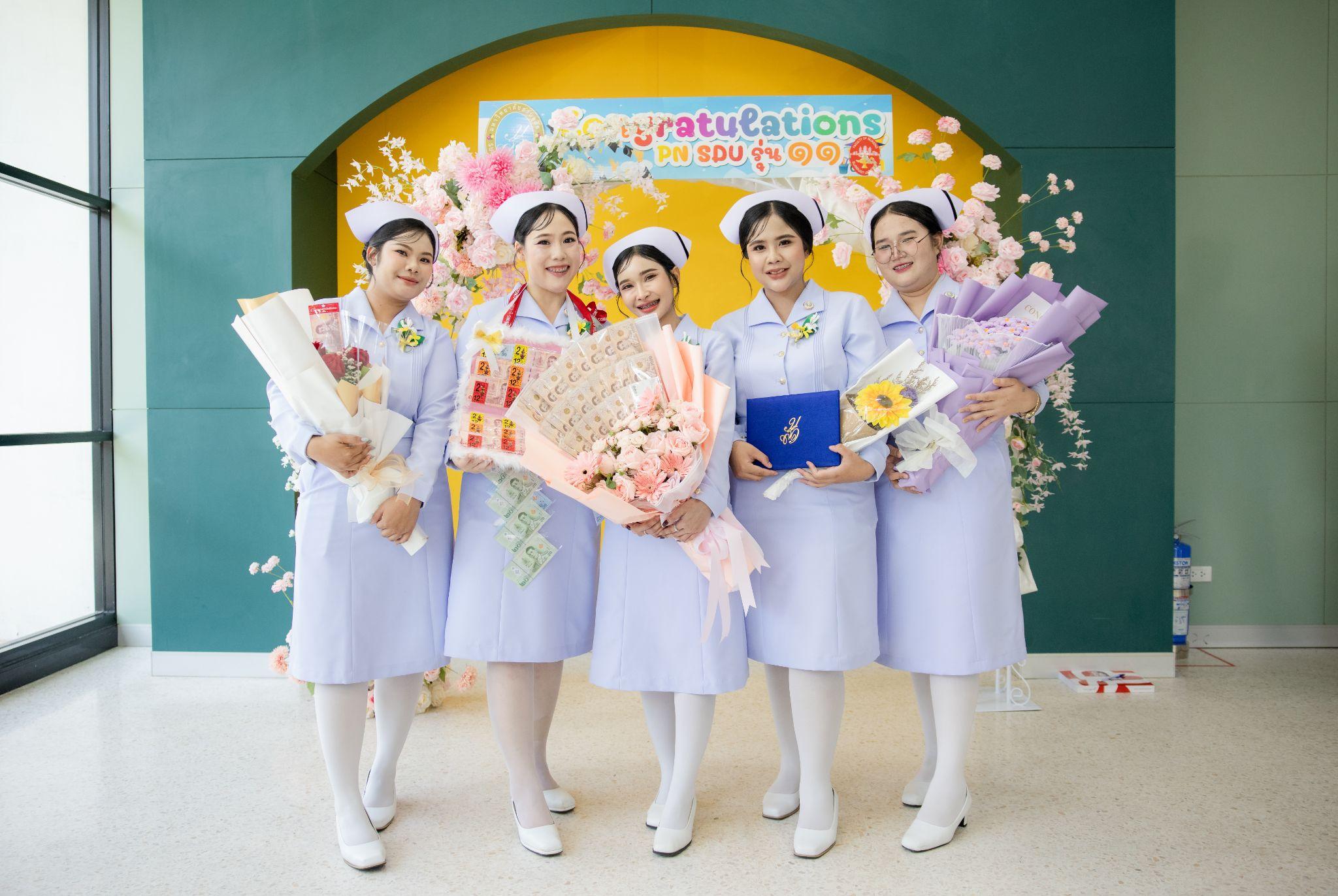 ผลงานรับปริญญา มหาวิทยาลัยสวนดุสิต โดย Jit Nakrungsu ภาพที่ 3