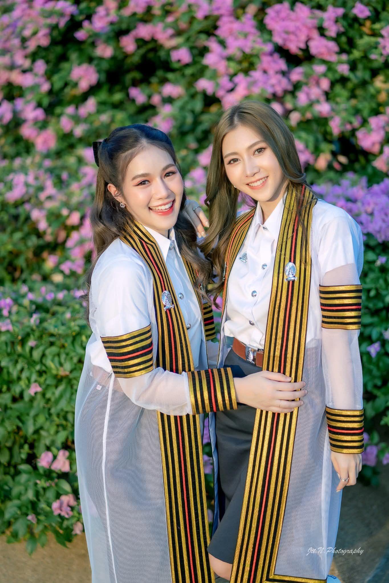 ผลงานรับปริญญา จุฬาลงกรณ์มหาวิทยาลัย โดย Jit Nakrungsu ภาพที่ 2