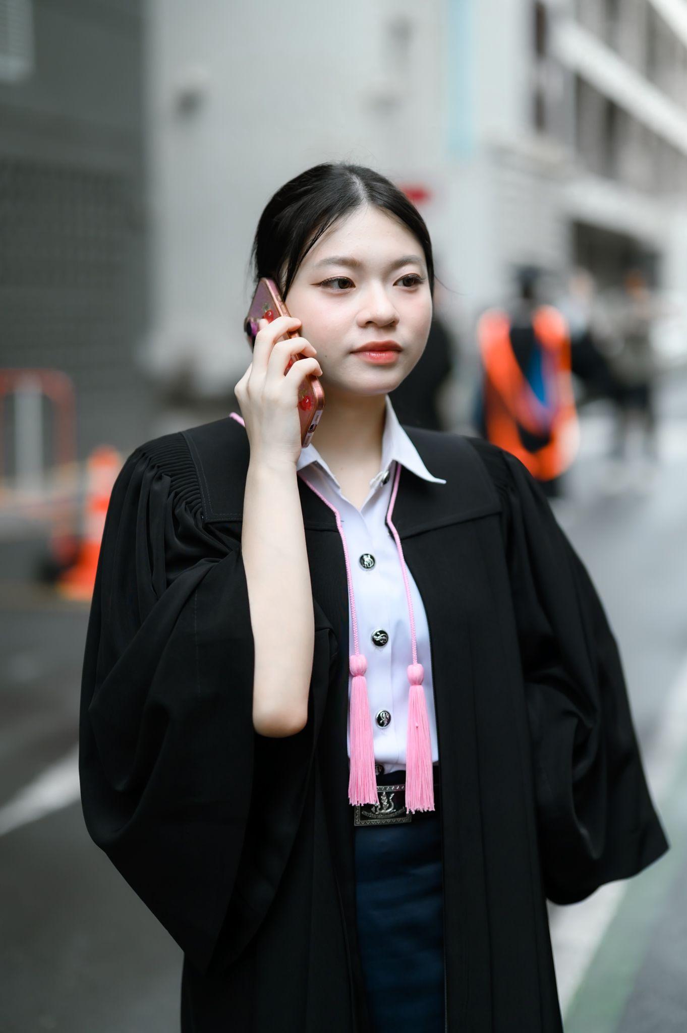 ผลงานรับปริญญา มหาวิทยาลัยเกษตรศาสตร์ โดย ถ่ายกับแชมป์ ภาพที่ 4