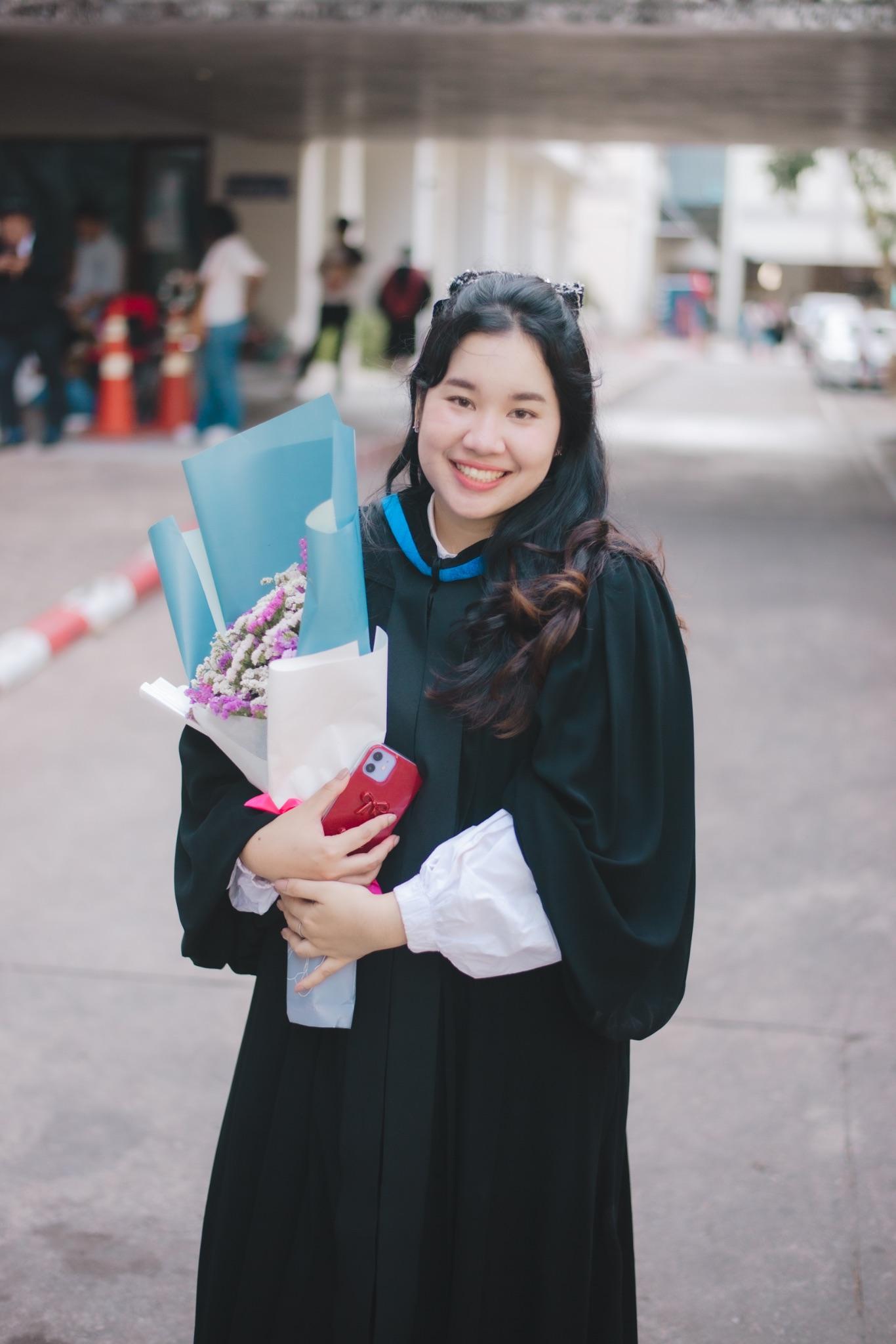 ผลงานรับปริญญา มหาวิทยาลัยศิลปากร โดย tnppic ภาพที่ 4