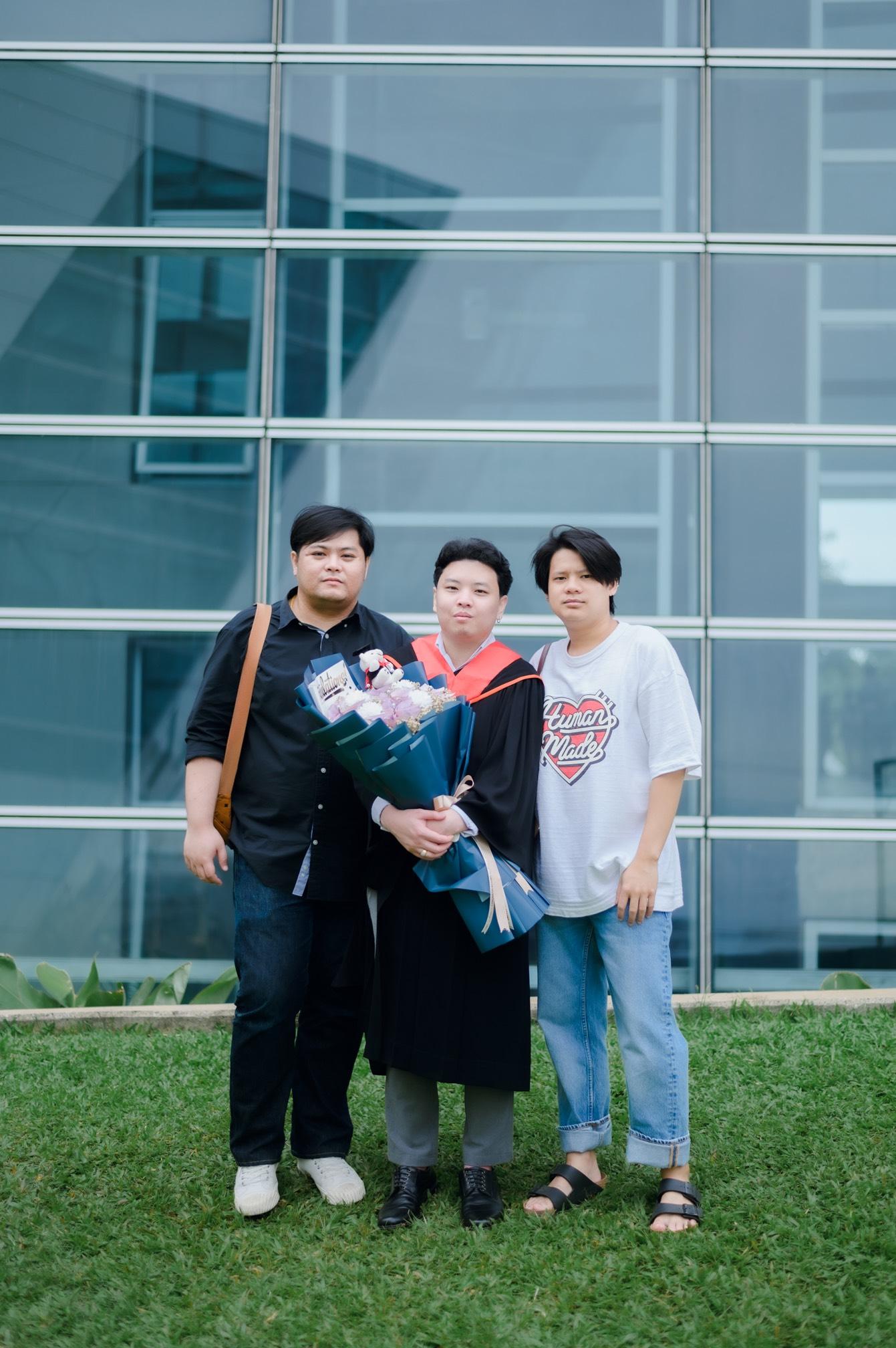ผลงานรับปริญญา มหาวิทยาลัยกรุงเทพ โดย tnppic ภาพที่ 8