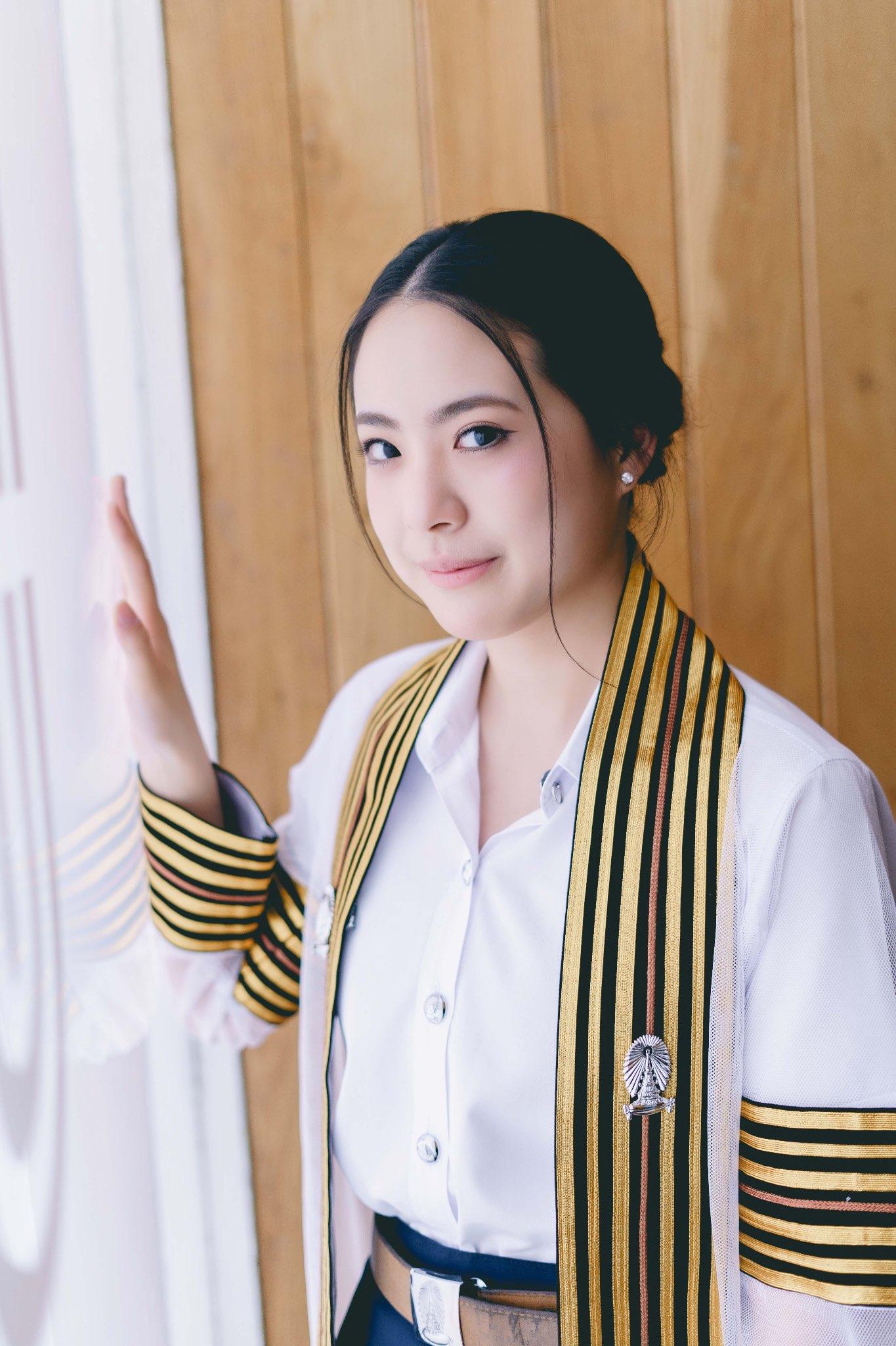 ผลงานรับปริญญา จุฬาลงกรณ์มหาวิทยาลัย โดย sundayone.foto ภาพที่ 2
