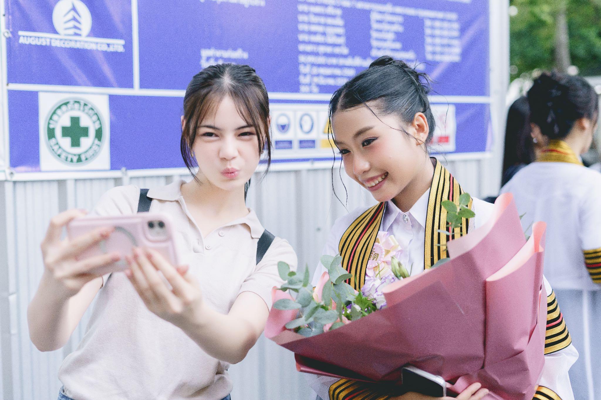 ผลงานรับปริญญา จุฬาลงกรณ์มหาวิทยาลัย โดย sundayone.foto ภาพที่ 15