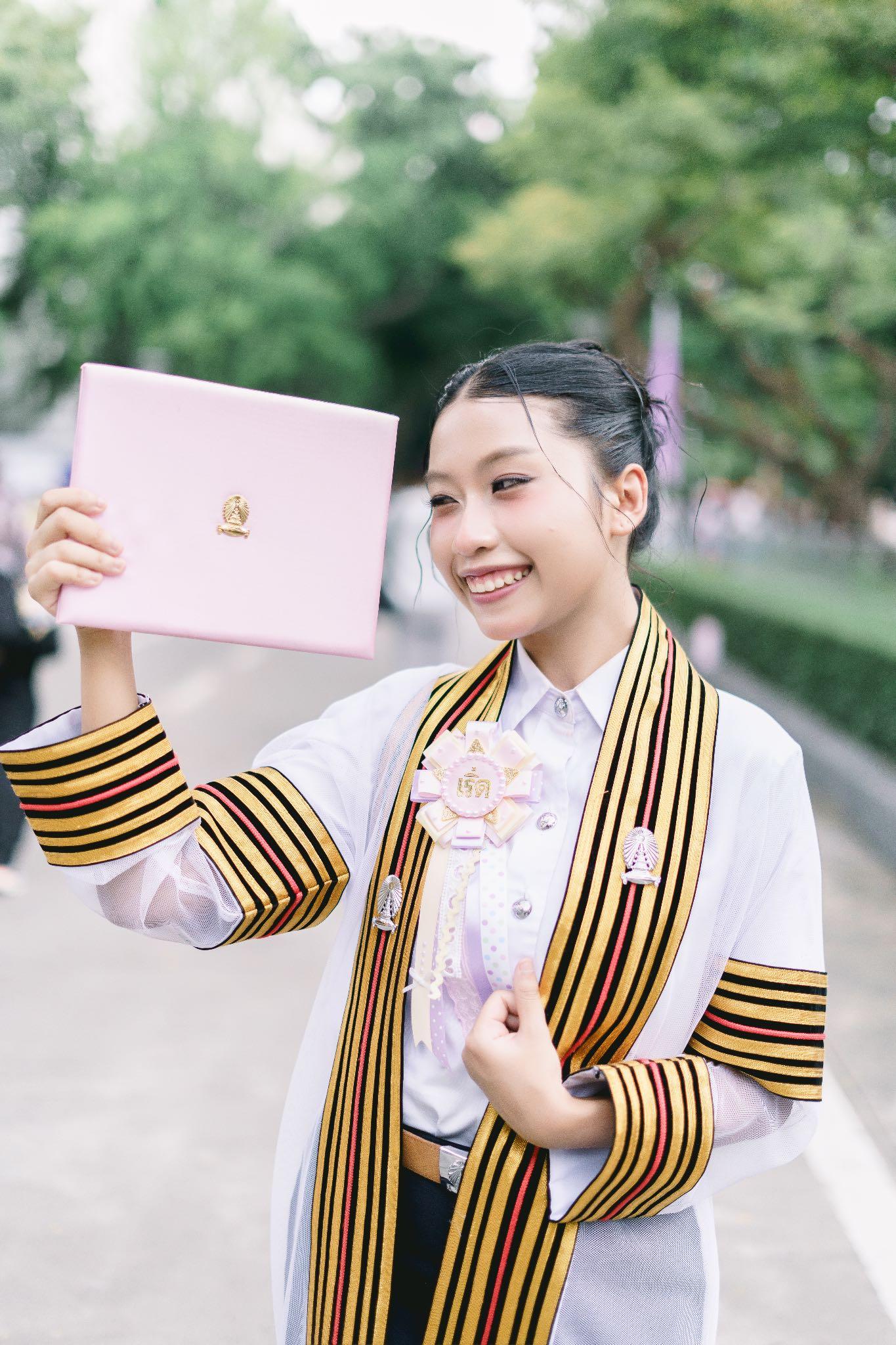 ผลงานรับปริญญา จุฬาลงกรณ์มหาวิทยาลัย โดย sundayone.foto ภาพที่ 3