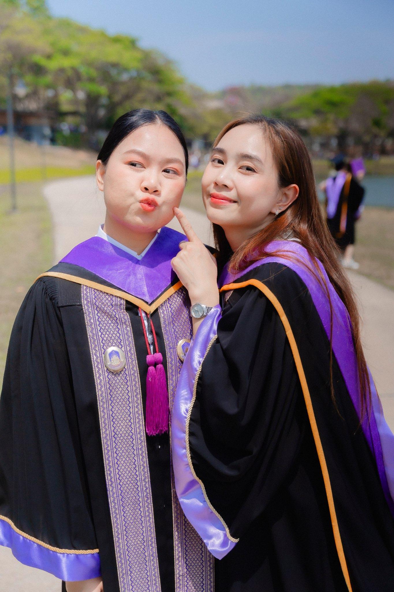 ผลงานรับปริญญา มหาวิทยาลัยพะเยา โดย เด็กหิ้วกล้อง ภาพที่ 3