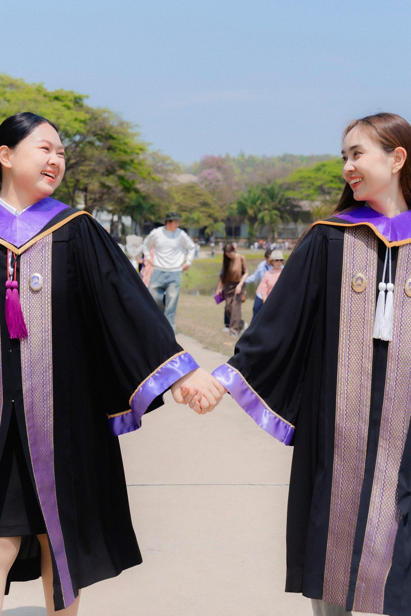 ผลงานรับปริญญา มหาวิทยาลัยพะเยา โดย เด็กหิ้วกล้อง ภาพที่ 2