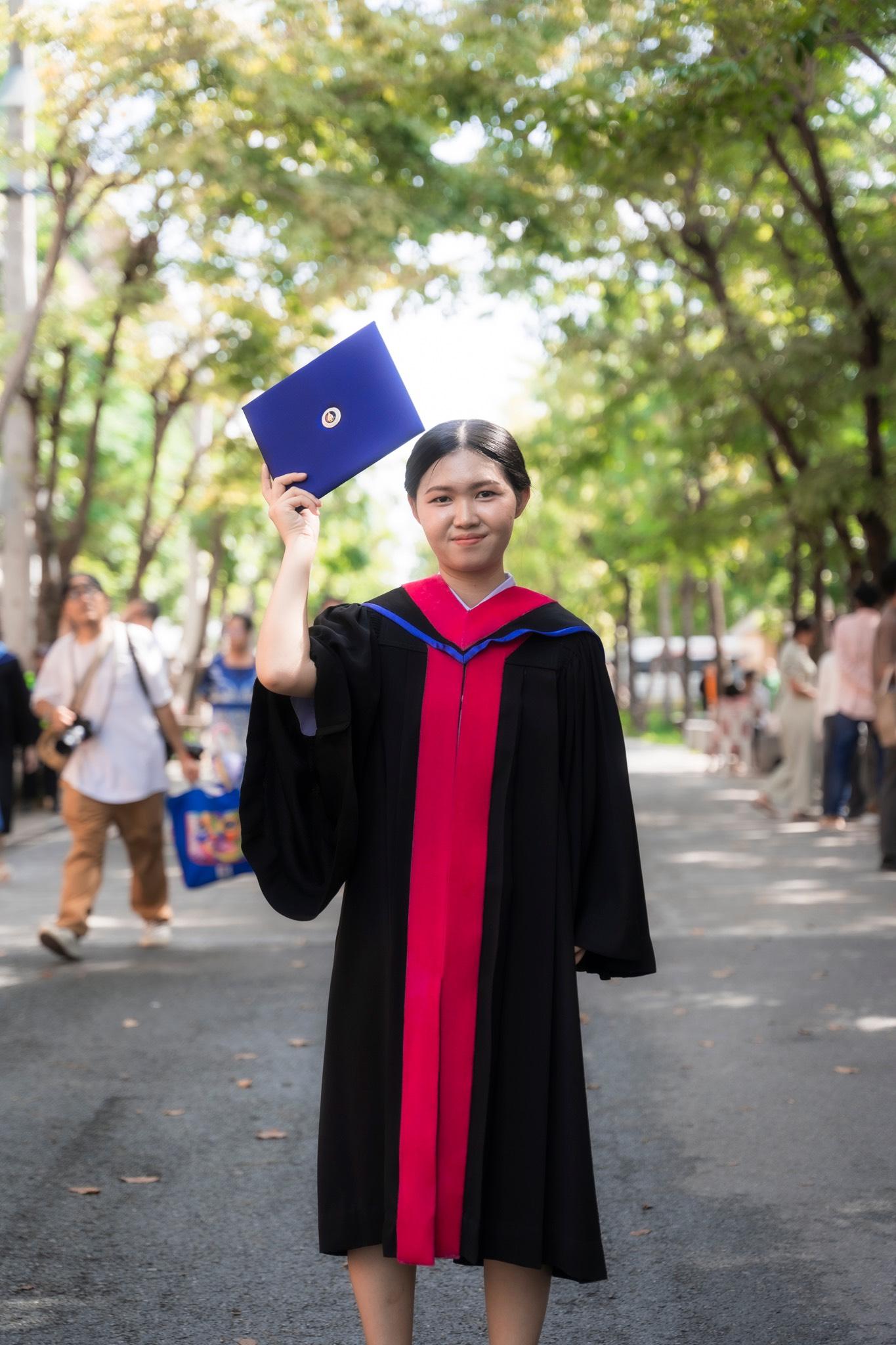 ผลงานรับปริญญา มหาวิทยาลัยมหิดล โดย เด็กหิ้วกล้อง ภาพที่ 6