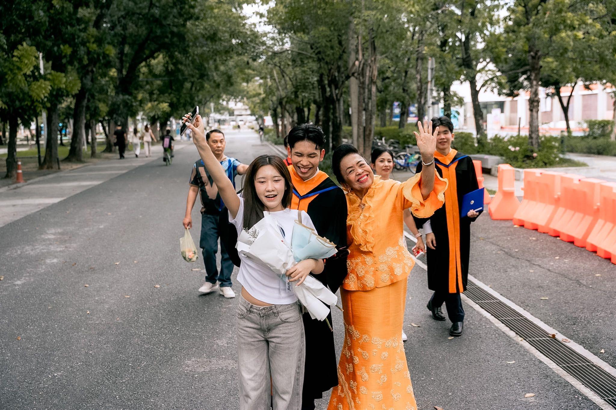 ผลงานรับปริญญา มหาวิทยาลัยมหิดล โดย เด็กหิ้วกล้อง ภาพที่ 13