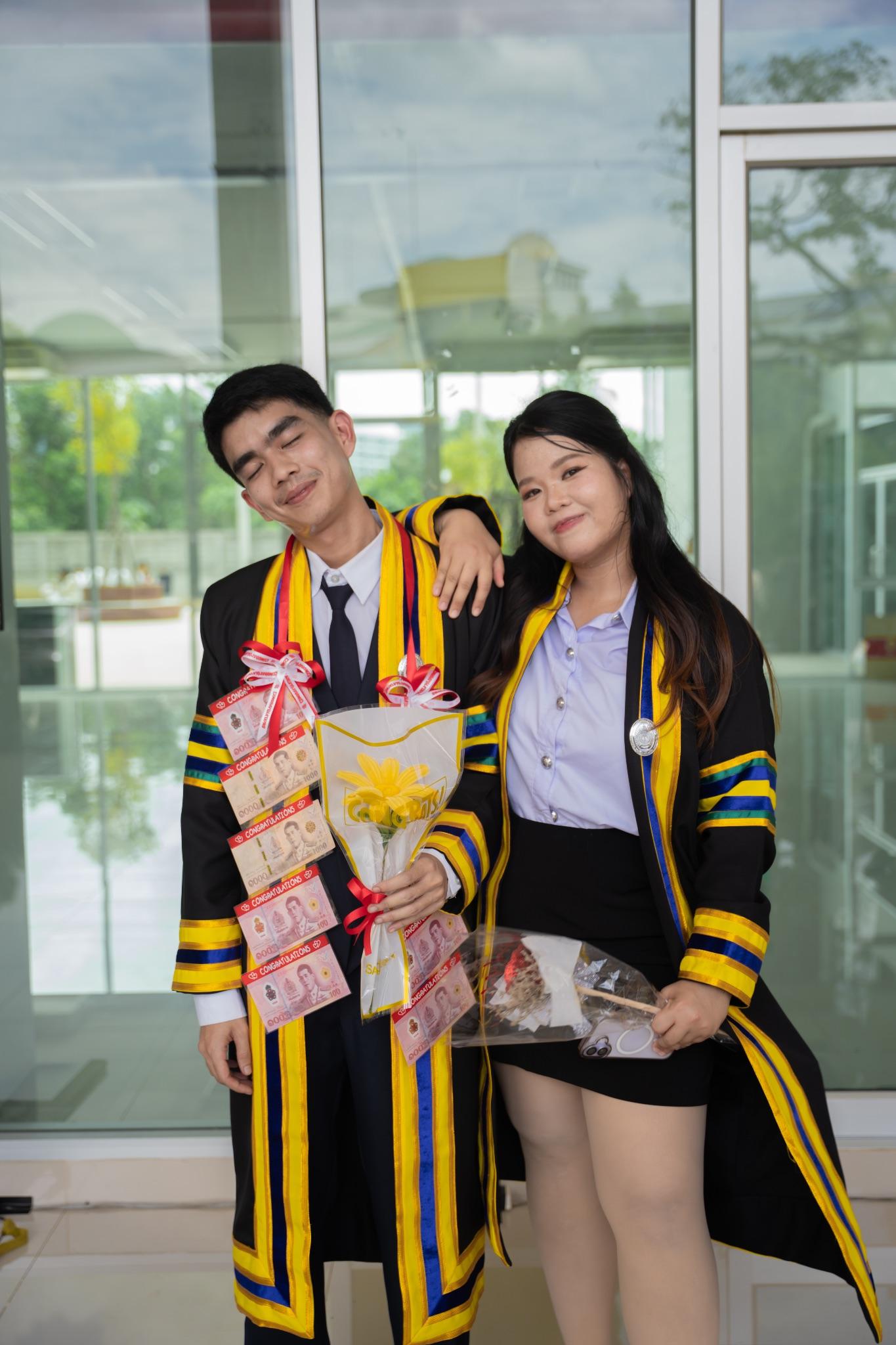 ผลงานรับปริญญา มหาวิทยาลัยราชภัฏนครปฐม โดย เด็กหิ้วกล้อง ภาพที่ 8