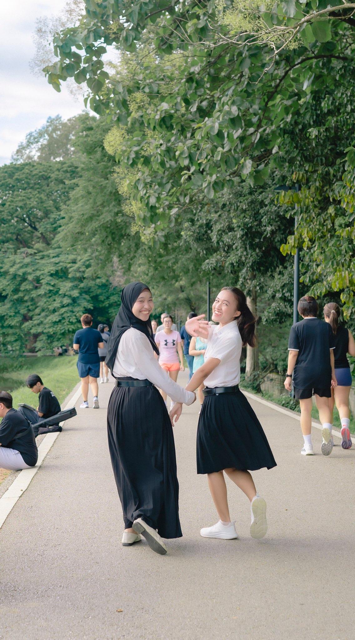 ผลงานรับปริญญา มหาวิทยาลัยเชียงใหม่ โดย เด็กหิ้วกล้อง ภาพที่ 2