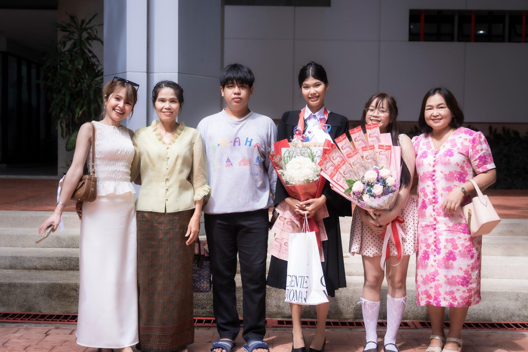 ผลงานรับปริญญา มหาวิทยาลัยเกษตรศาสตร์ โดย เด็กหิ้วกล้อง ภาพที่ 12