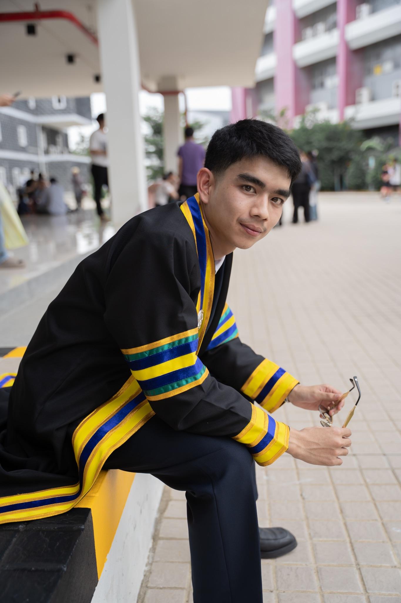 ผลงานรับปริญญา มหาวิทยาลัยราชภัฏนครปฐม โดย เด็กหิ้วกล้อง ภาพที่ 3