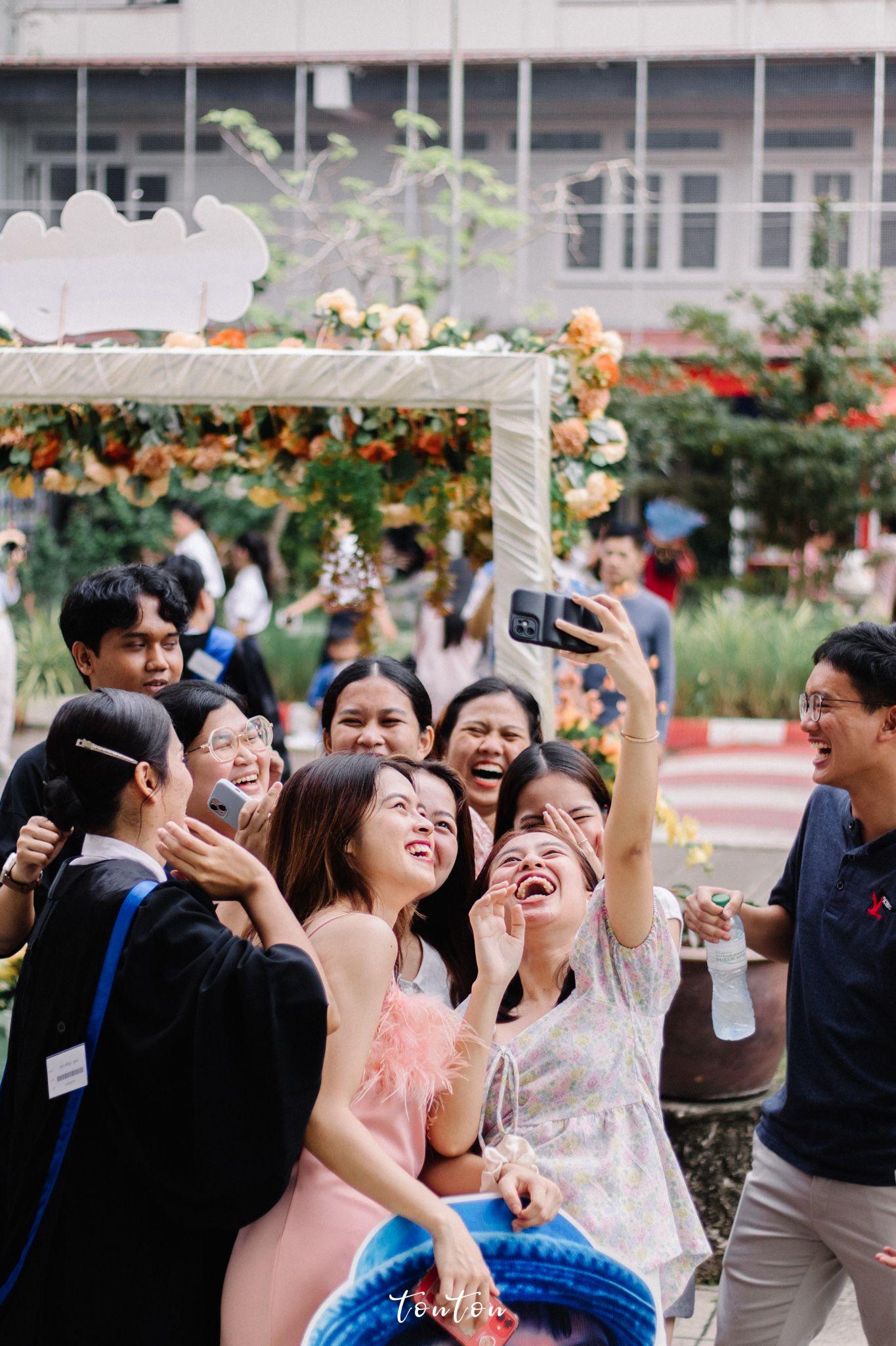 ผลงานรับปริญญา มหาวิทยาลัยศิลปากร โดย TonTonPhoto ภาพที่ 15