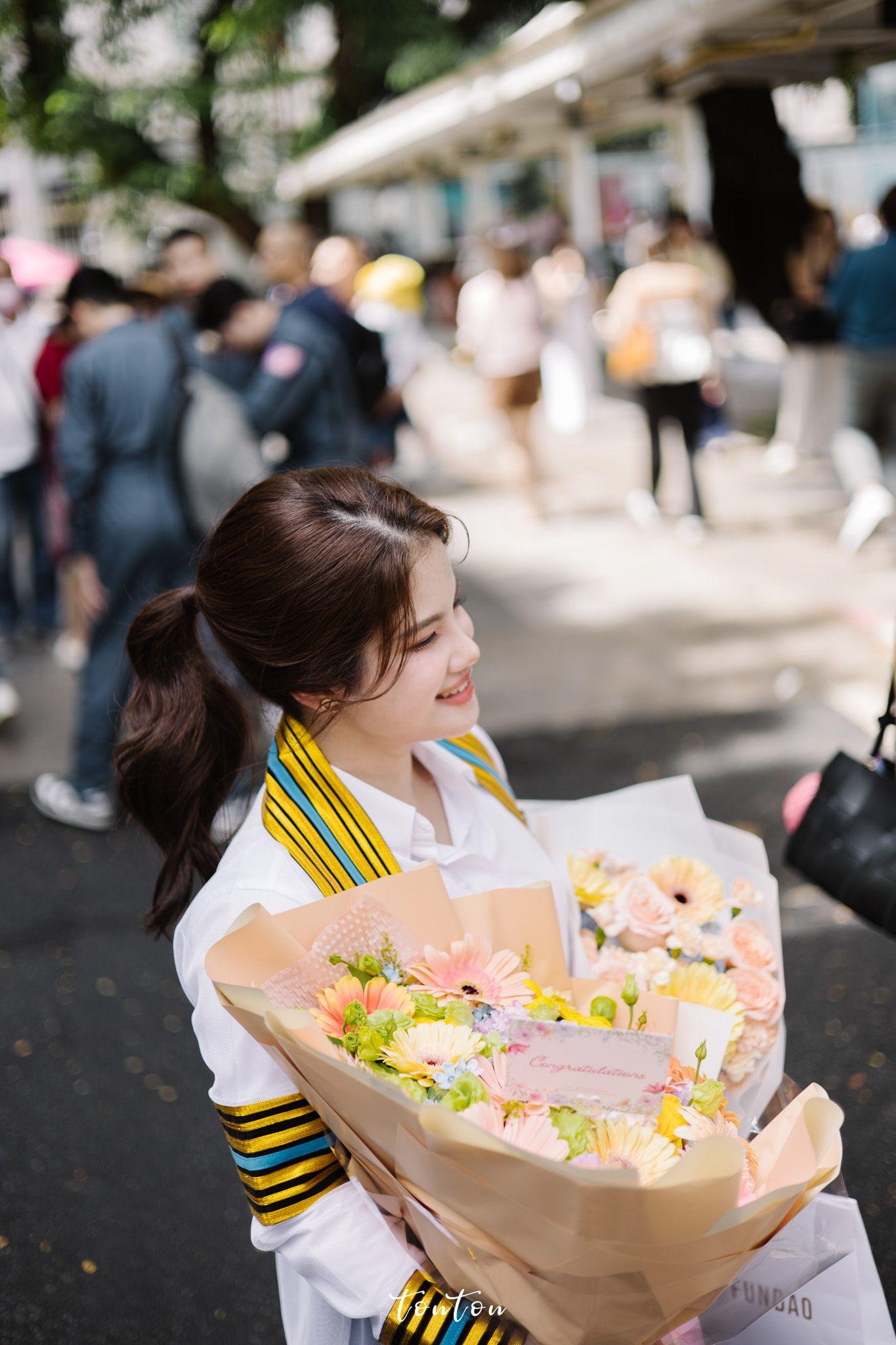 ผลงานรับปริญญา จุฬาลงกรณ์มหาวิทยาลัย โดย TonTonPhoto ภาพที่ 3