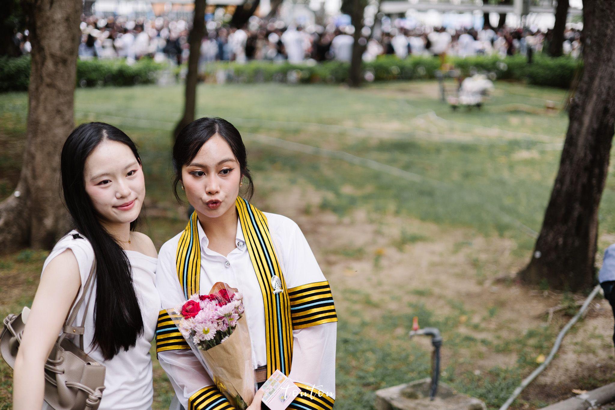 ผลงานรับปริญญา จุฬาลงกรณ์มหาวิทยาลัย โดย TonTonPhoto ภาพที่ 2