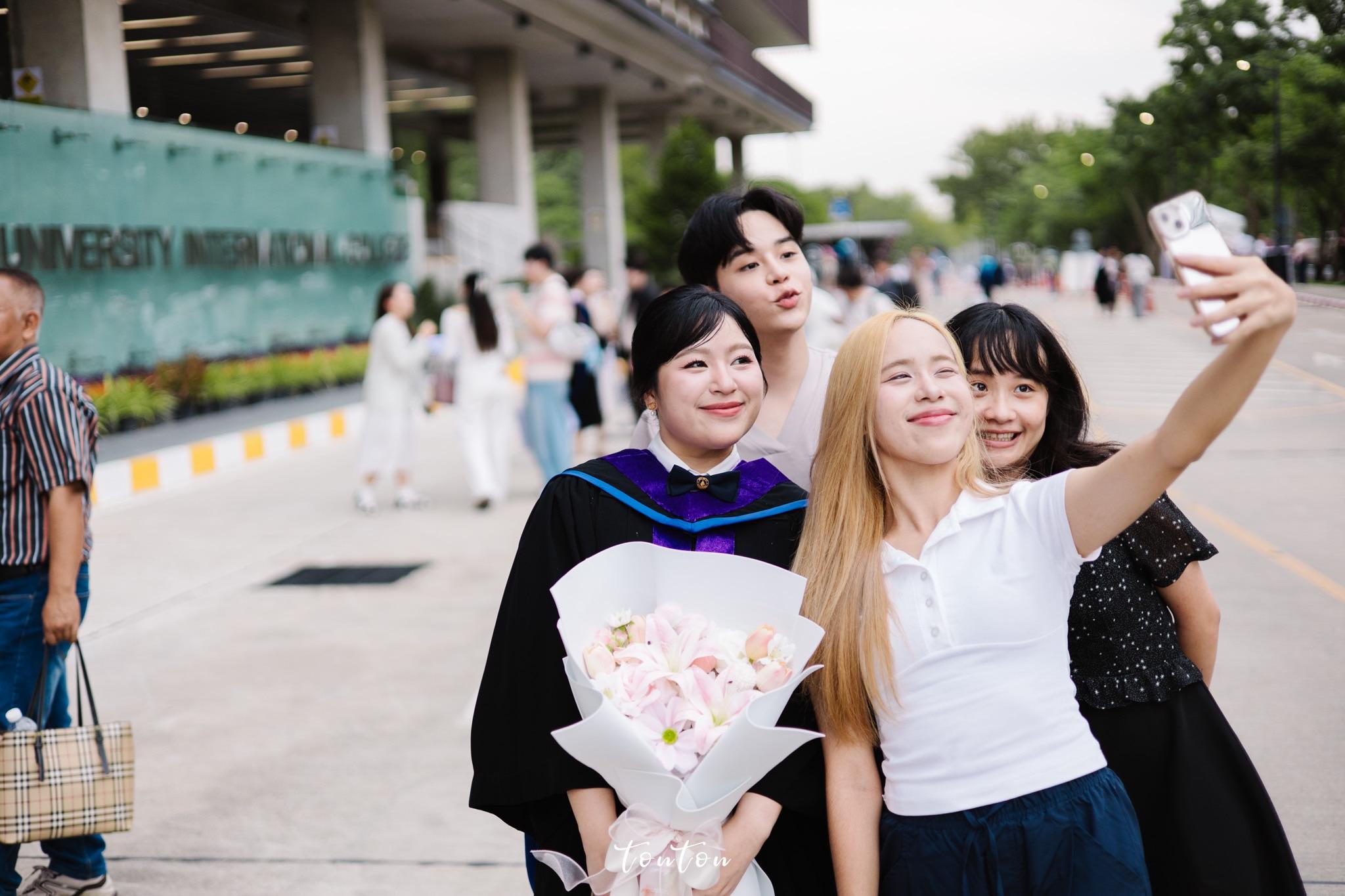 ผลงานรับปริญญา มหาวิทยาลัยมหิดล โดย TonTonPhoto ภาพที่ 12