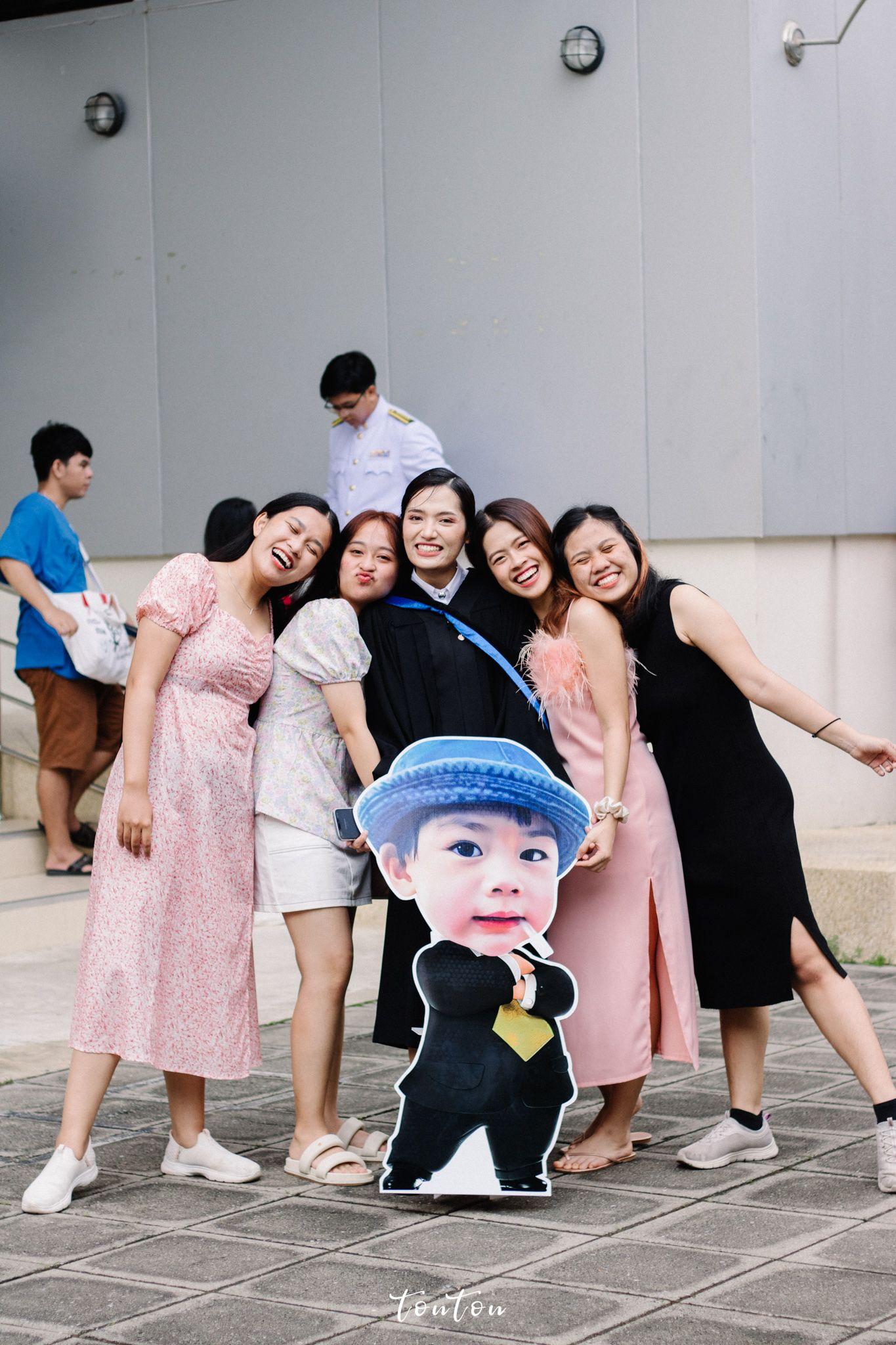 ผลงานรับปริญญา มหาวิทยาลัยศิลปากร โดย TonTonPhoto ภาพที่ 4