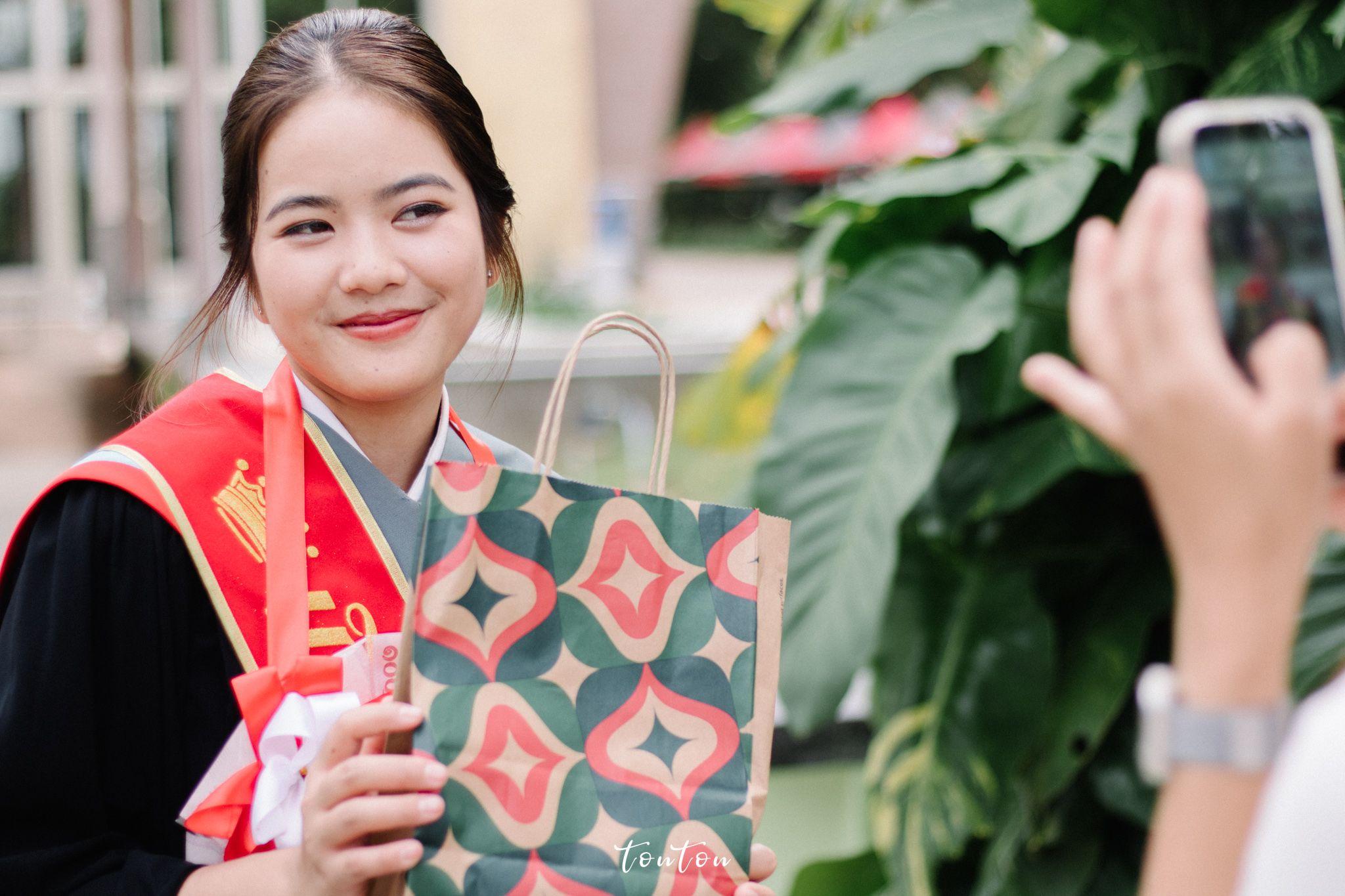 ผลงานรับปริญญา มหาวิทยาลัยศรีนครินทรวิโรฒ โดย TonTonPhoto ภาพที่ 3