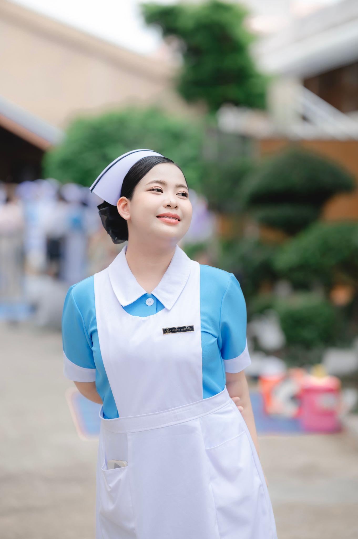 ผลงานรับปริญญา โดย Feelings Studio ภาพที่ 1