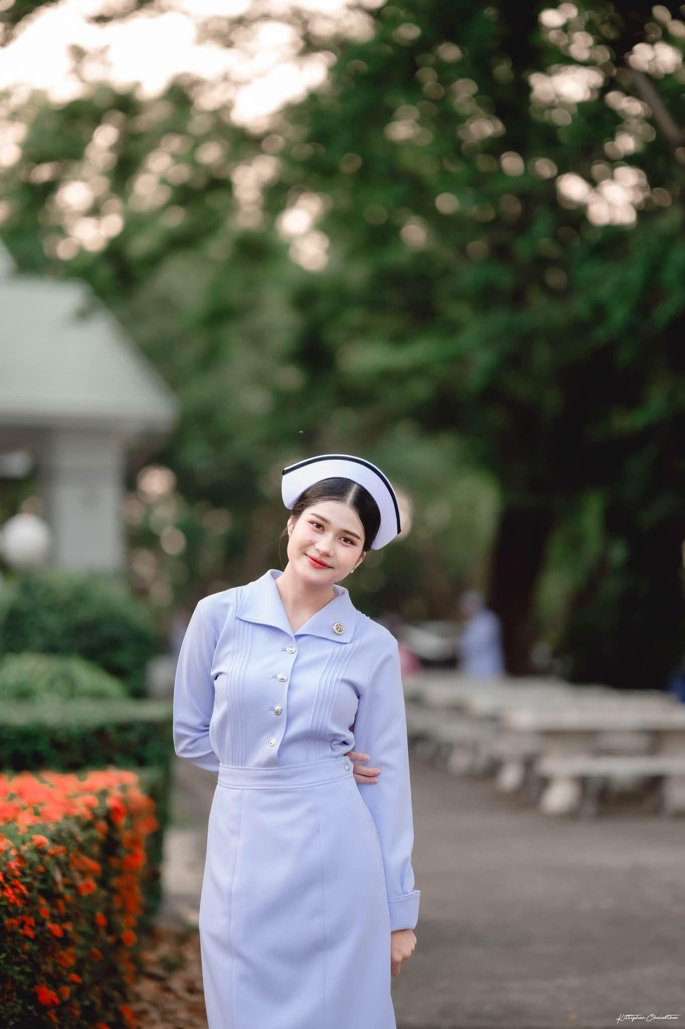 ผลงานรับปริญญา มหาวิทยาลัยราชภัฏพิบูลสงคราม โดย Feelings Studio ภาพที่ 2