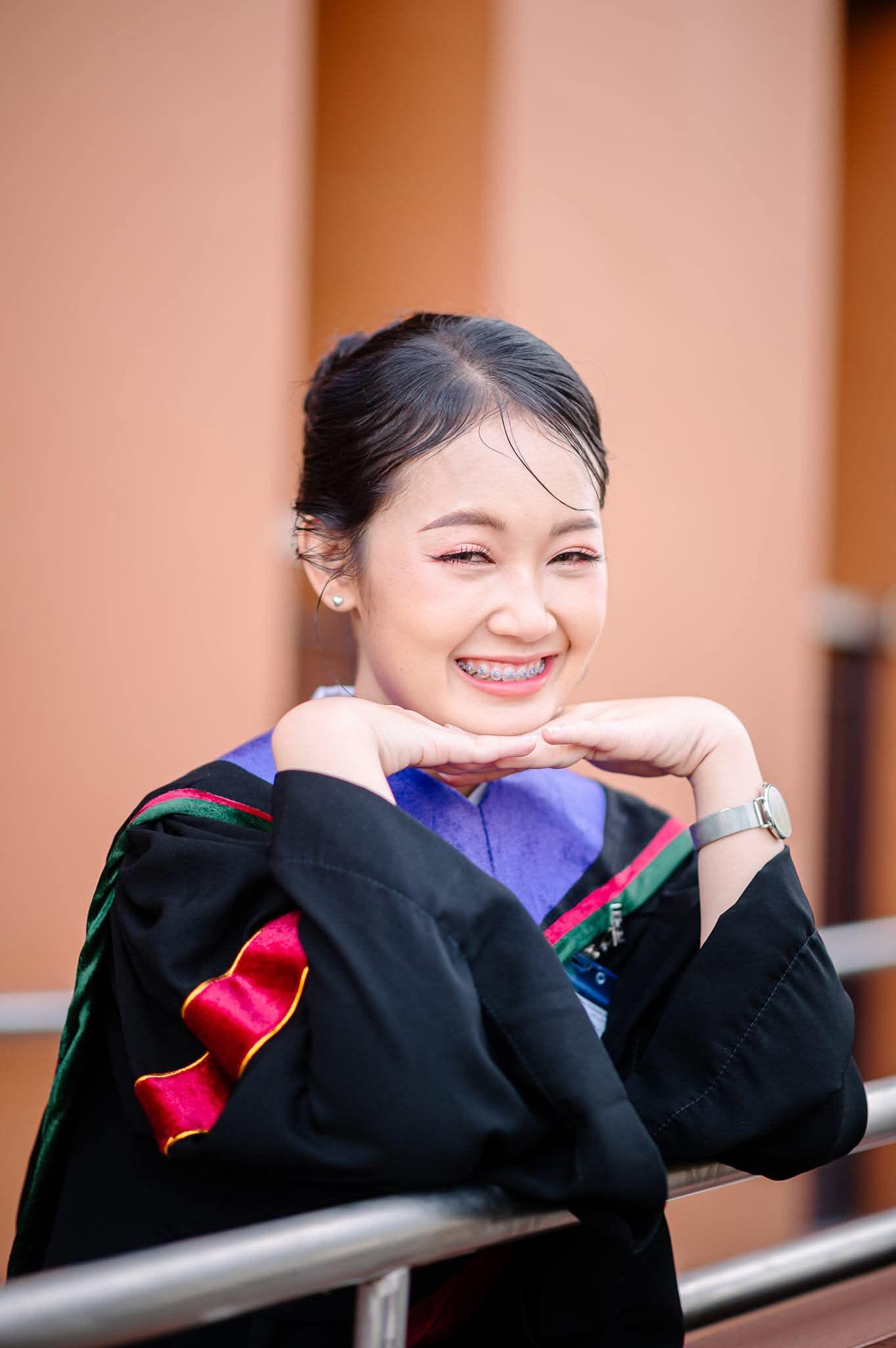 ผลงานรับปริญญา มหาวิทยาลัยราชภัฏลำปาง โดย Feelings Studio ภาพที่ 3